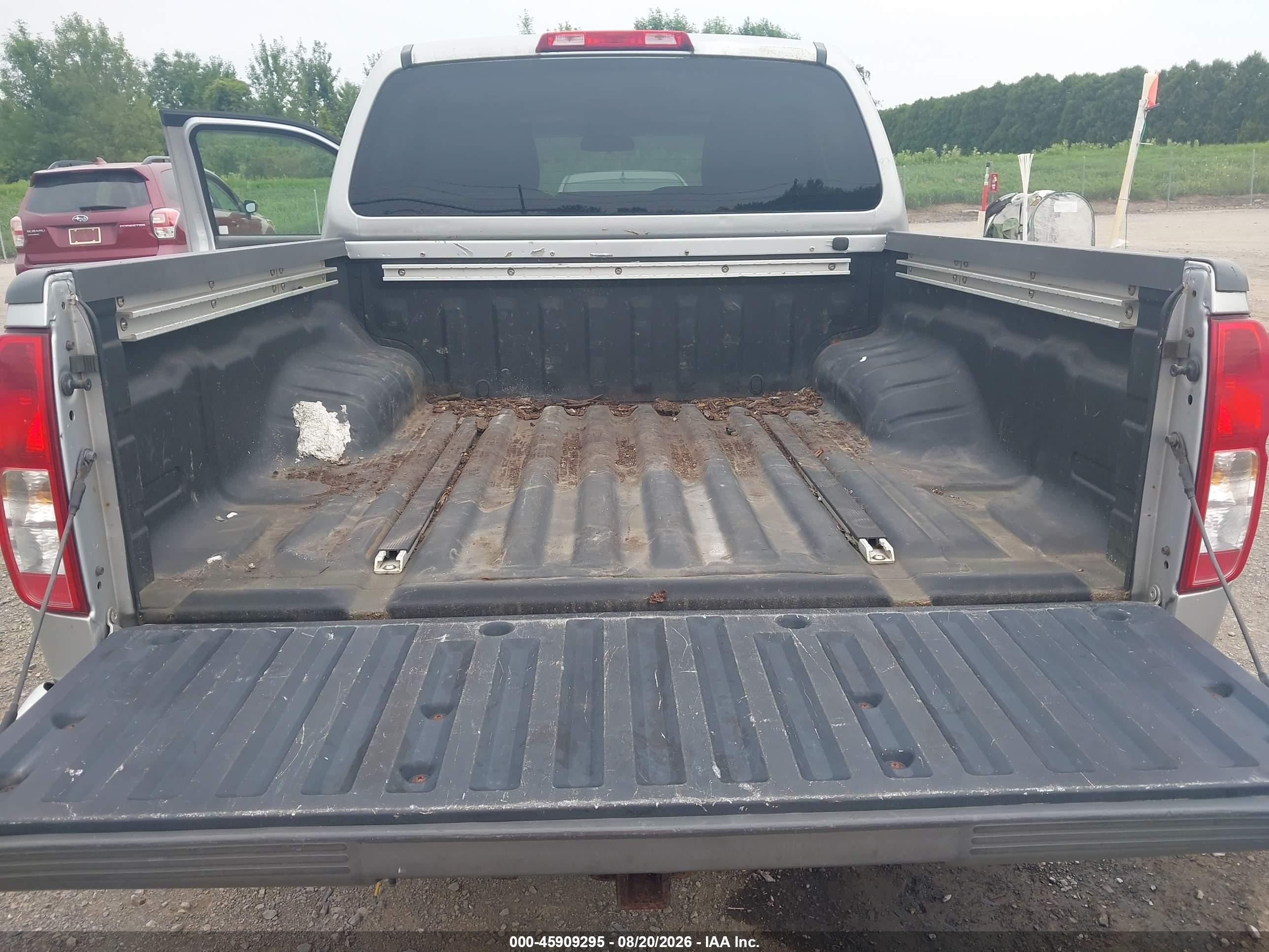2008 Nissan Frontier Se Silver vin: 1N6AD07W28C430073