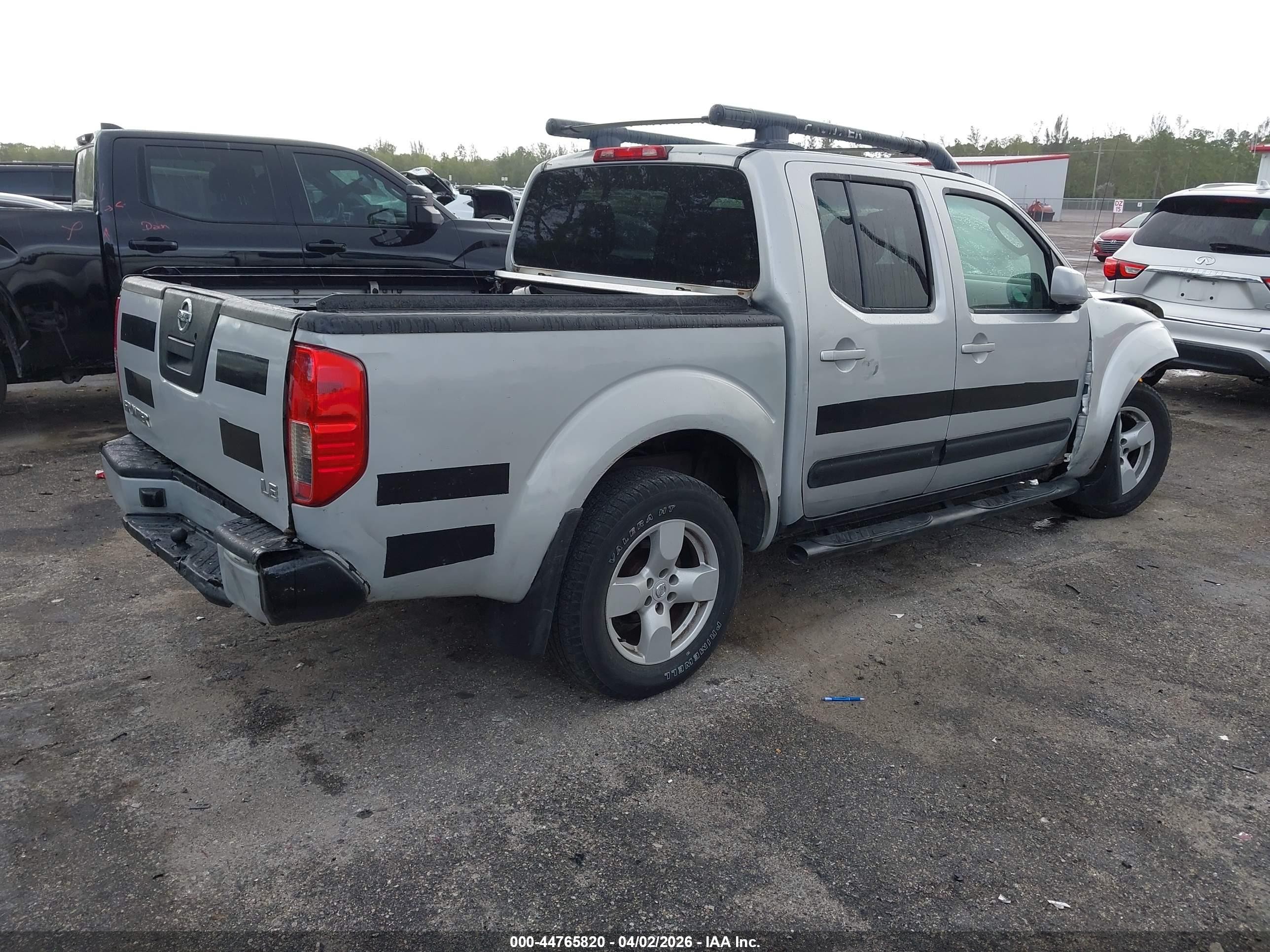 2005 Nissan Frontier Le Silver vin: 1N6AD07W35C404903