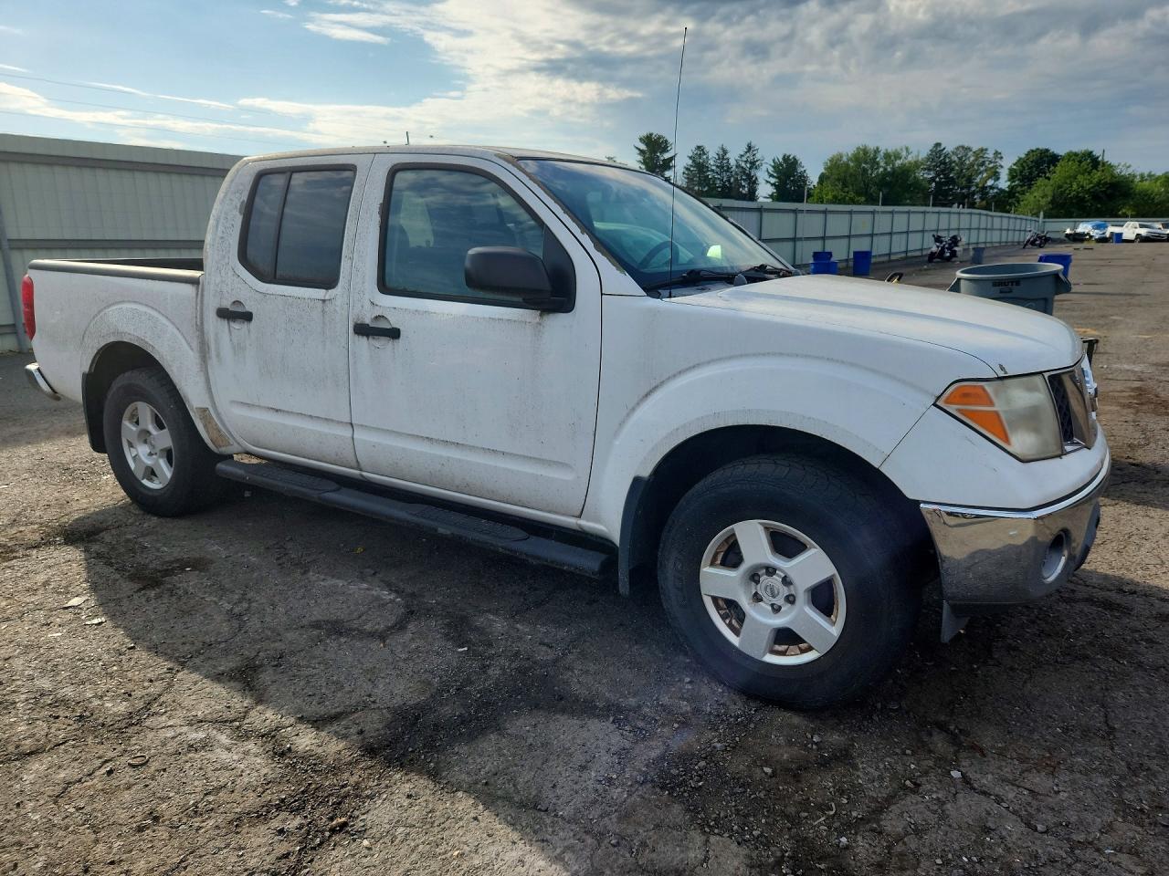 2007 Nissan Frontier Se White vin: 1N6AD07W47C417680