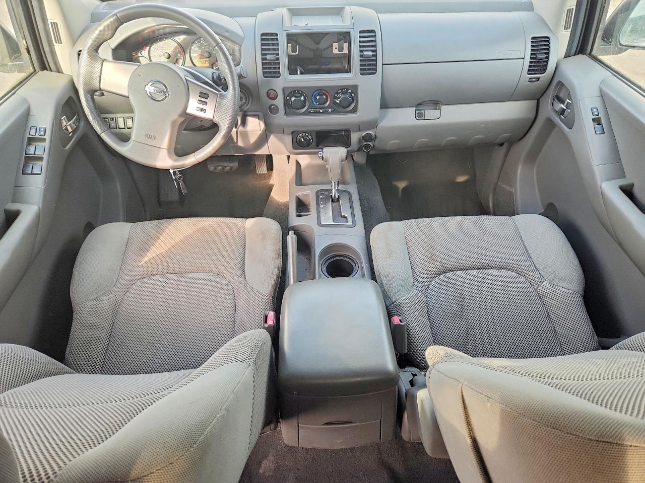 2007 Nissan Frontier Se White vin: 1N6AD07W47C417680