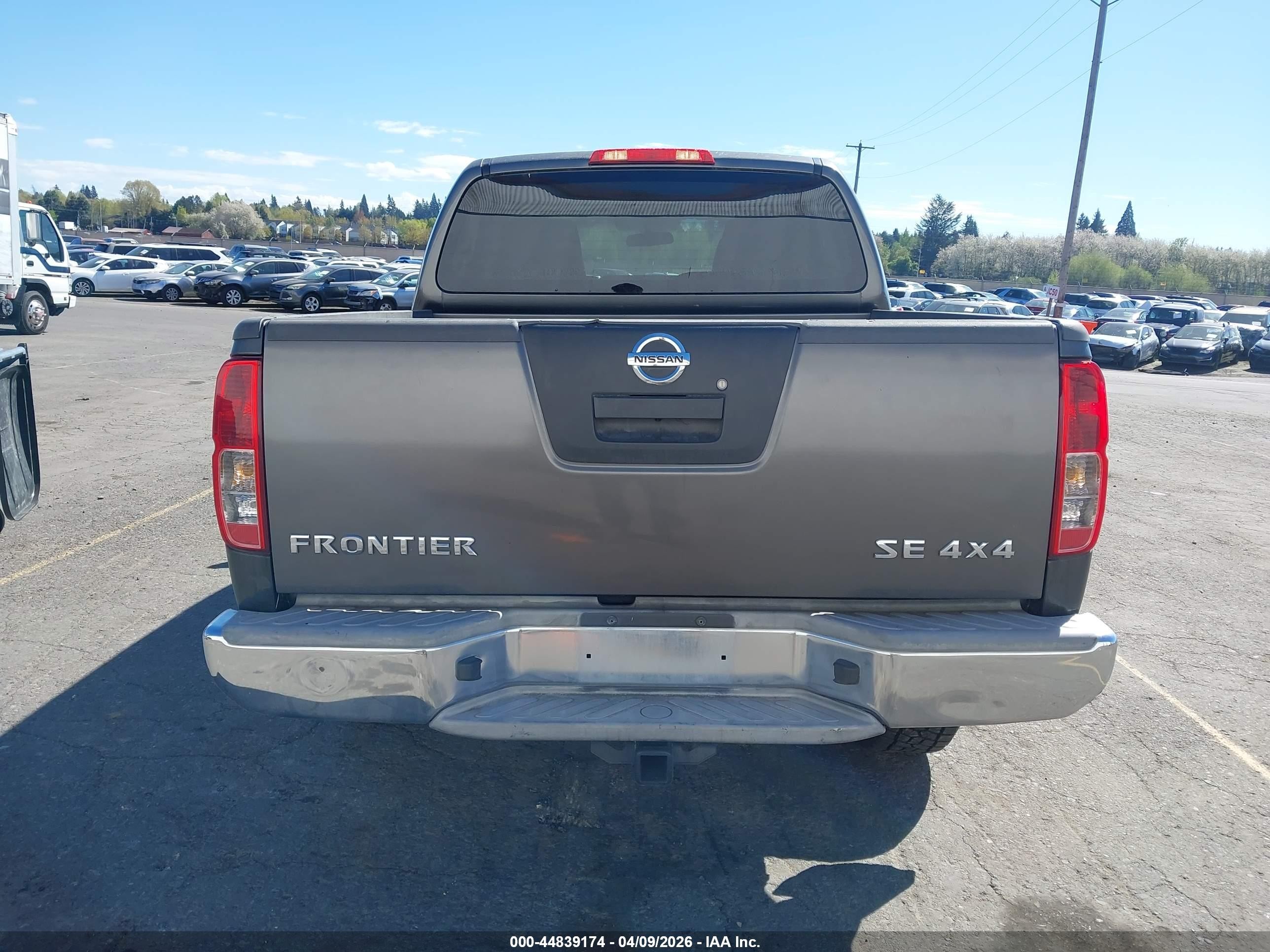 2009 Nissan Frontier Se Gray vin: 1N6AD07W49C407251