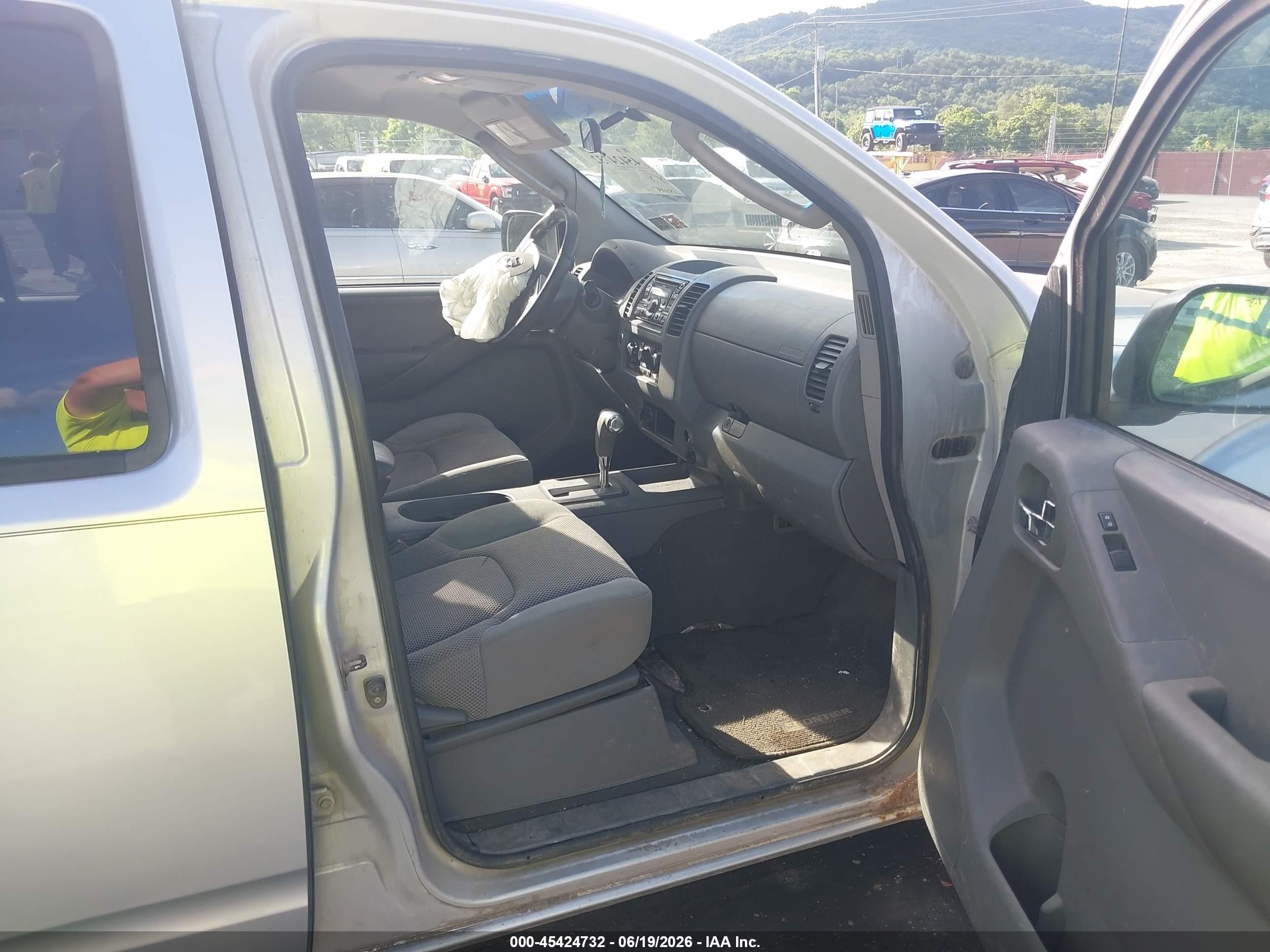 2008 Nissan Frontier Se Silver vin: 1N6AD07W68C437527