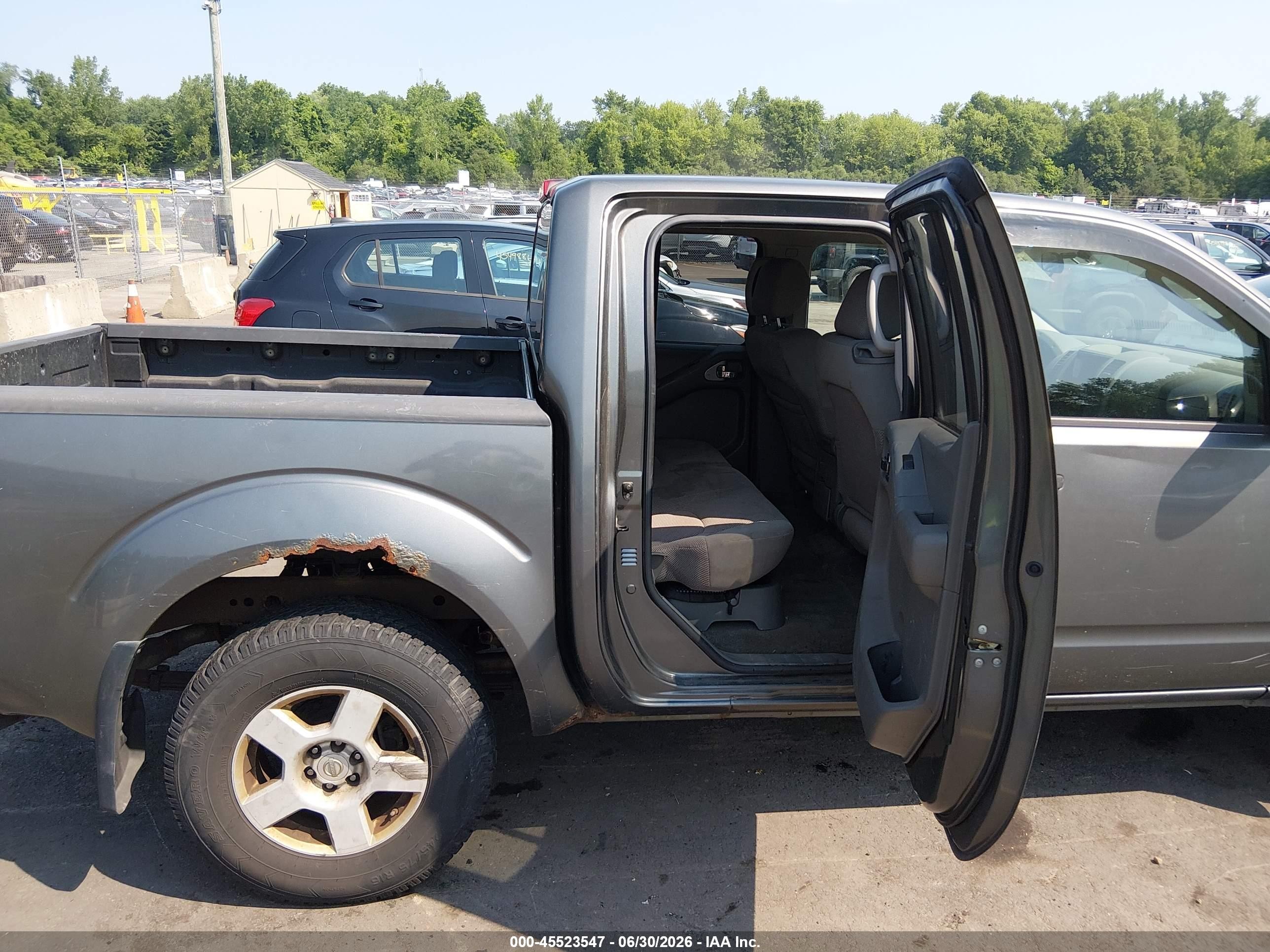 2005 Nissan Frontier 4wd Se Gray vin: 1N6AD07W75C439234
