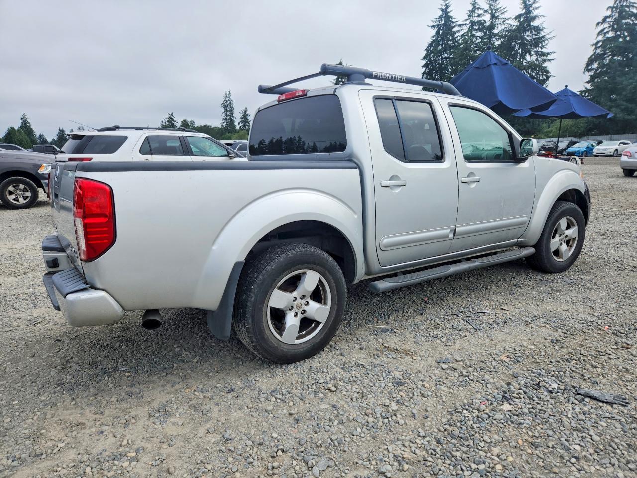 2005 Nissan Frontier Se Two Tone vin: 1N6AD07W75C451352