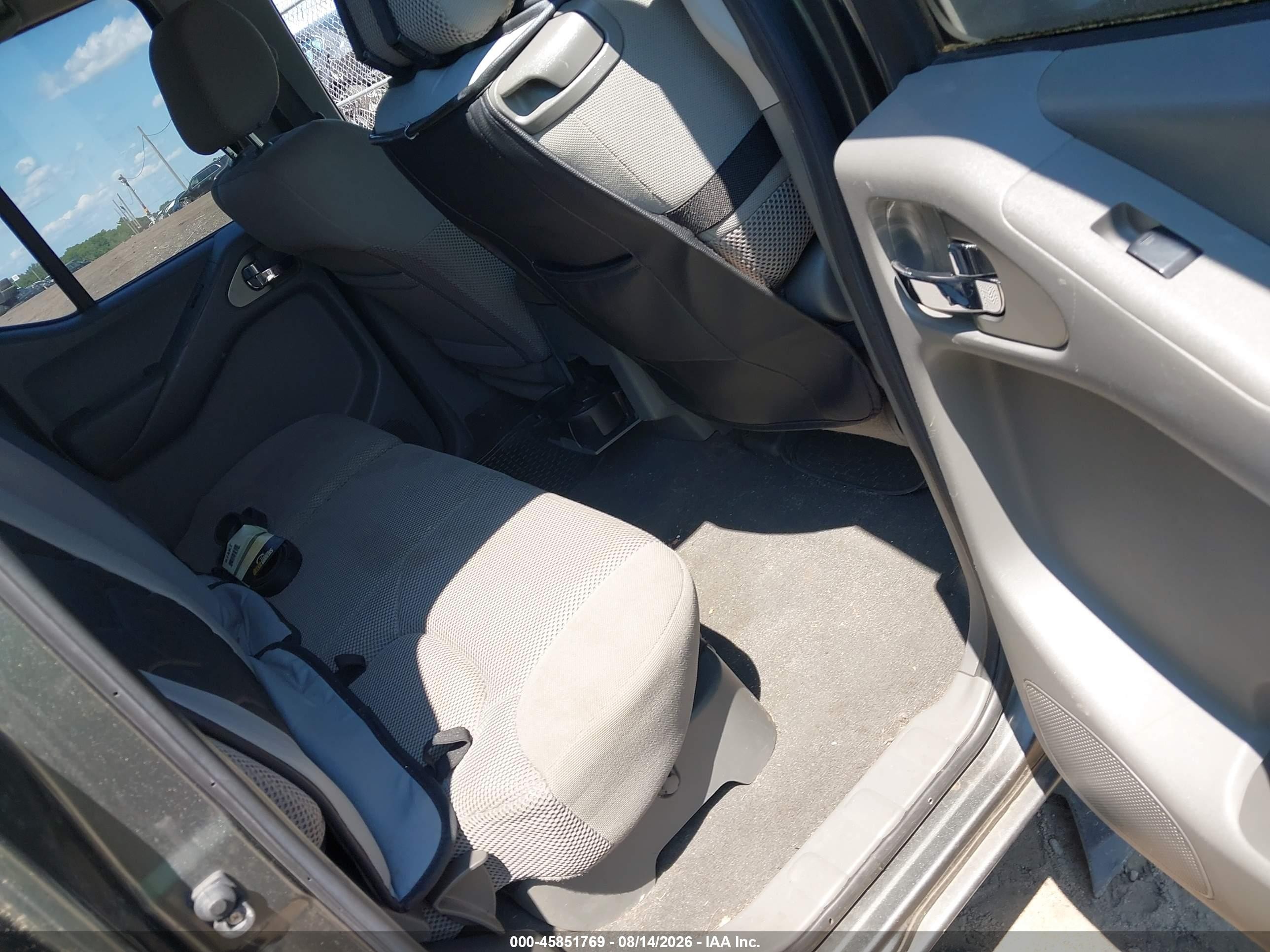 2007 Nissan Frontier Se Серый vin: 1N6AD07W77C438877