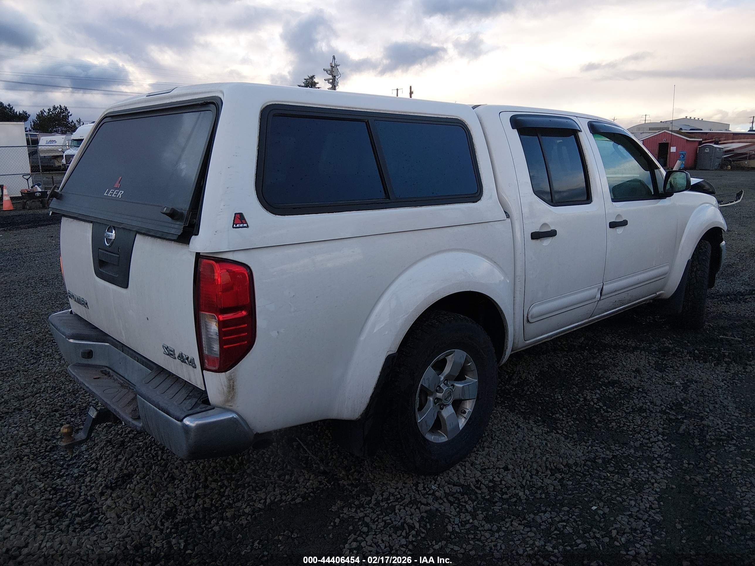2009 Nissan Frontier Se Белый vin: 1N6AD07W79C426893
