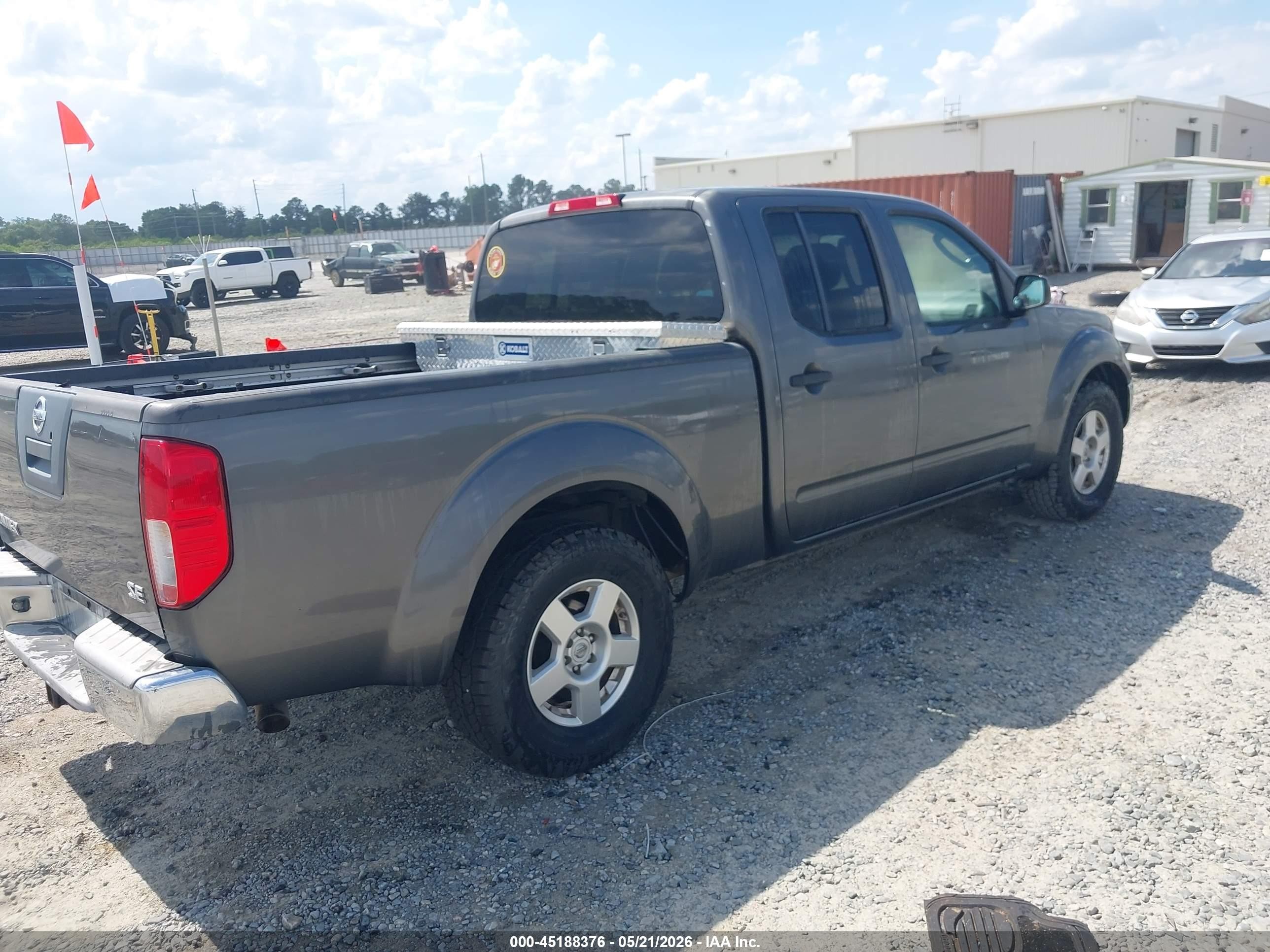 2007 Nissan Frontier Se Серебряный vin: 1N6AD09U17C453788