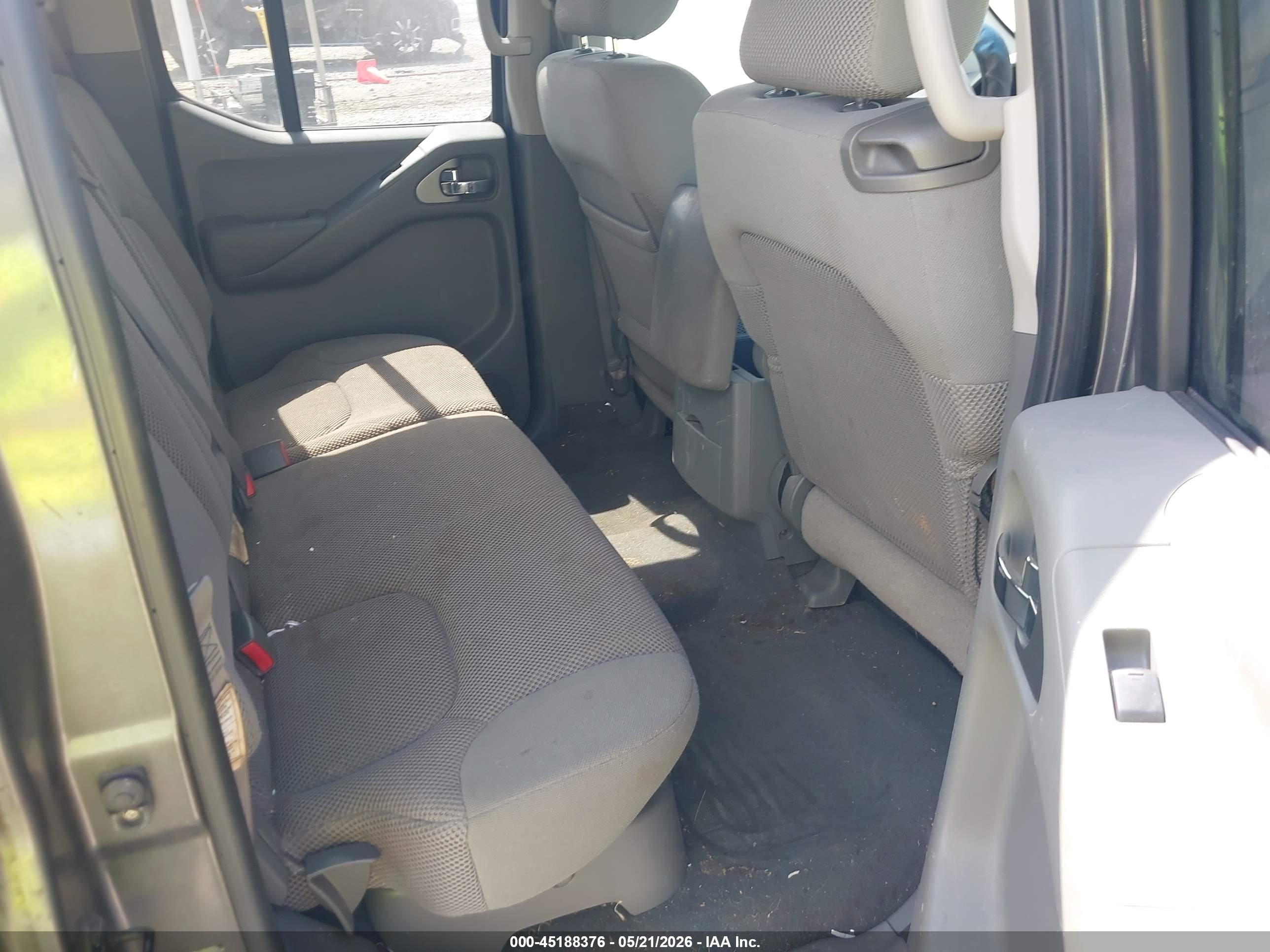 2007 Nissan Frontier Se Серебряный vin: 1N6AD09U17C453788