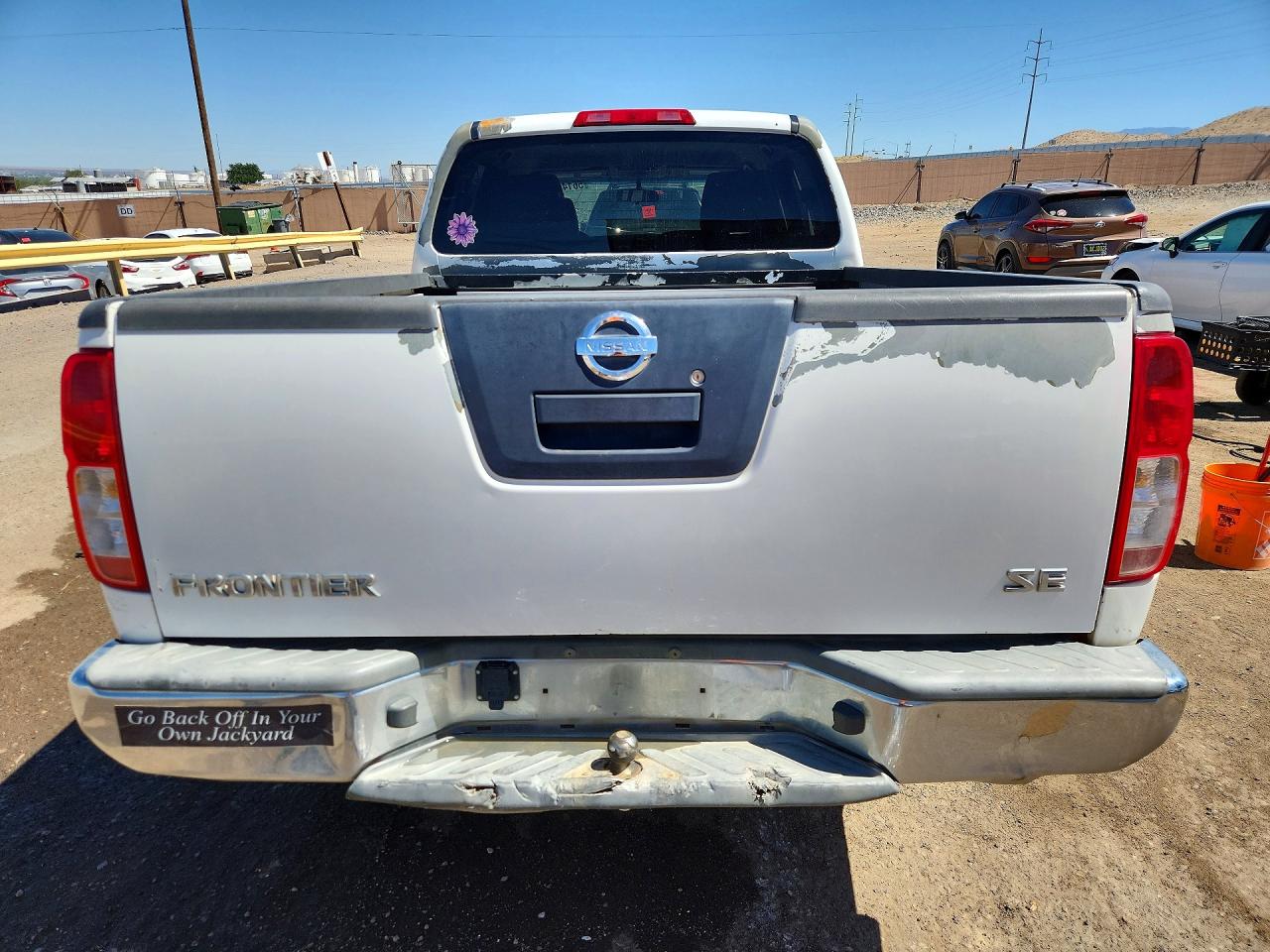 2007 Nissan Frontier Se White vin: 1N6AD09U27C412781