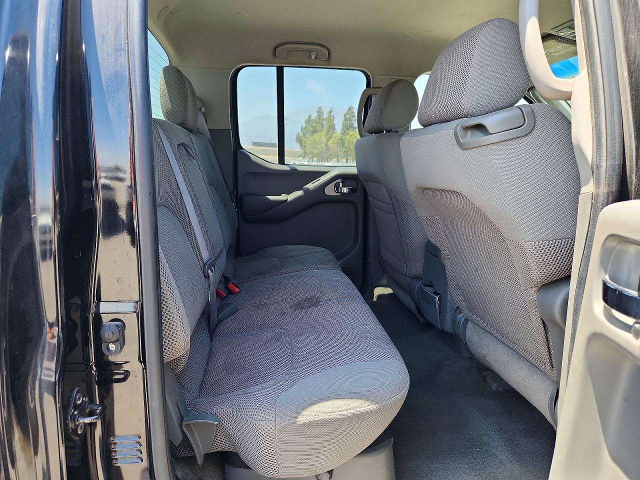 2007 Nissan Frontier Se Черный vin: 1N6AD09U27C424638
