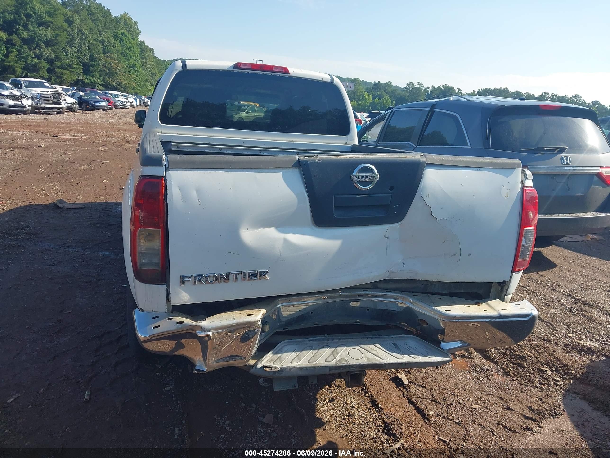 2007 Nissan Frontier Se White vin: 1N6AD09U27C428334