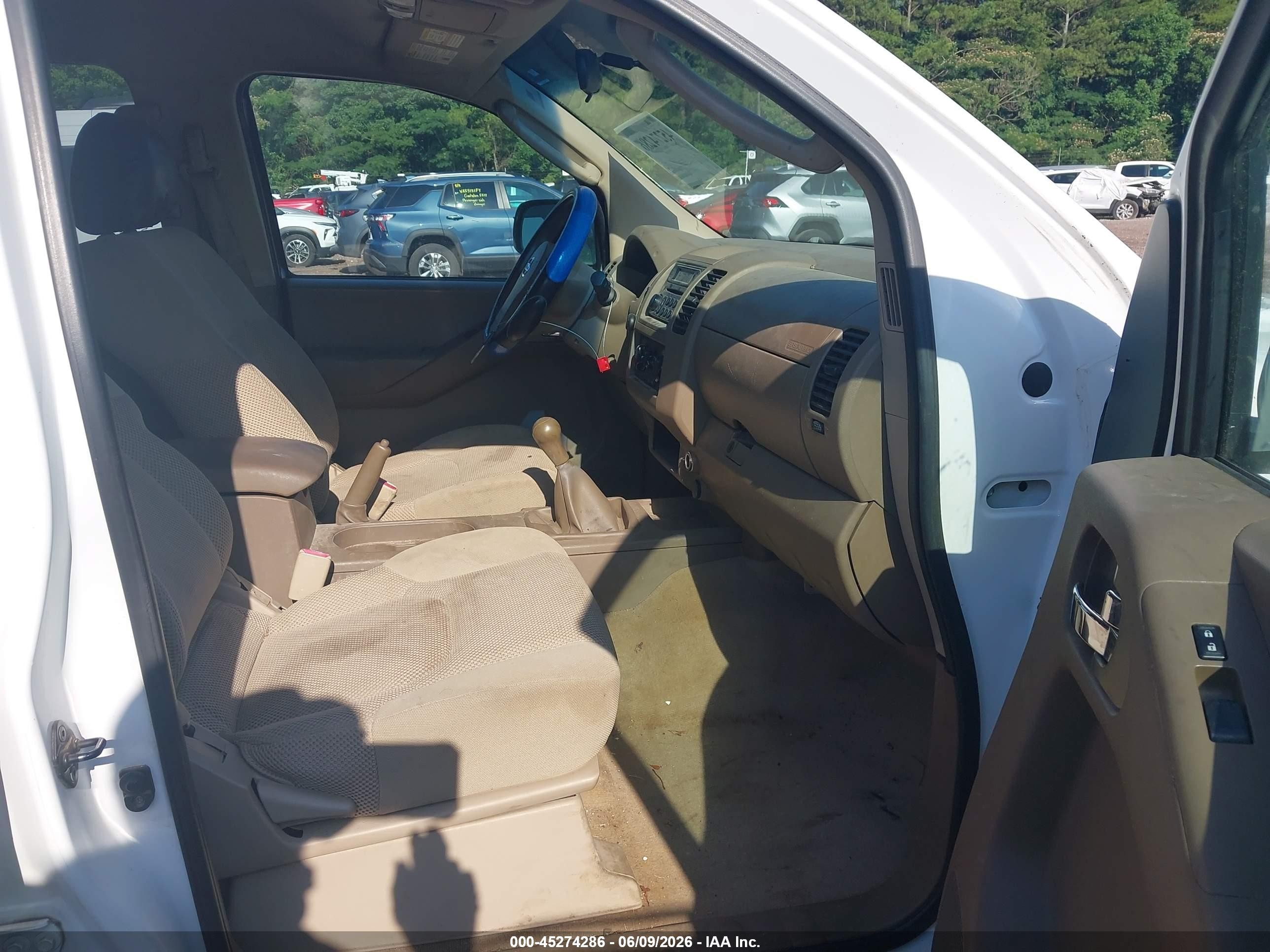 2007 Nissan Frontier Se White vin: 1N6AD09U27C428334