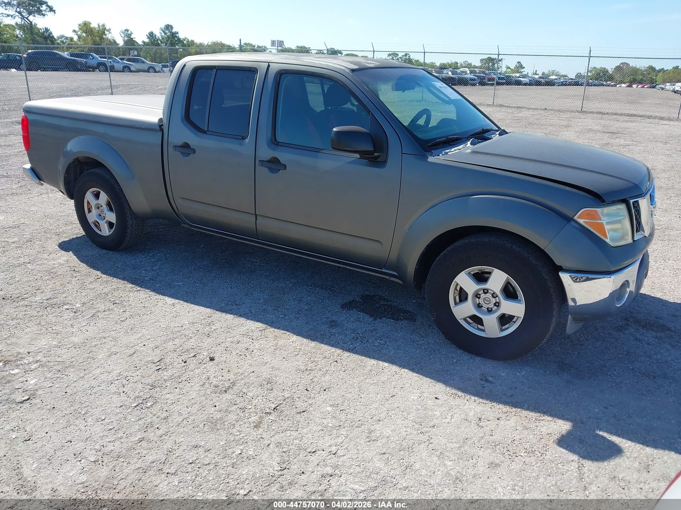 2007 Nissan Frontier Se Gray vin: 1N6AD09U37C409159