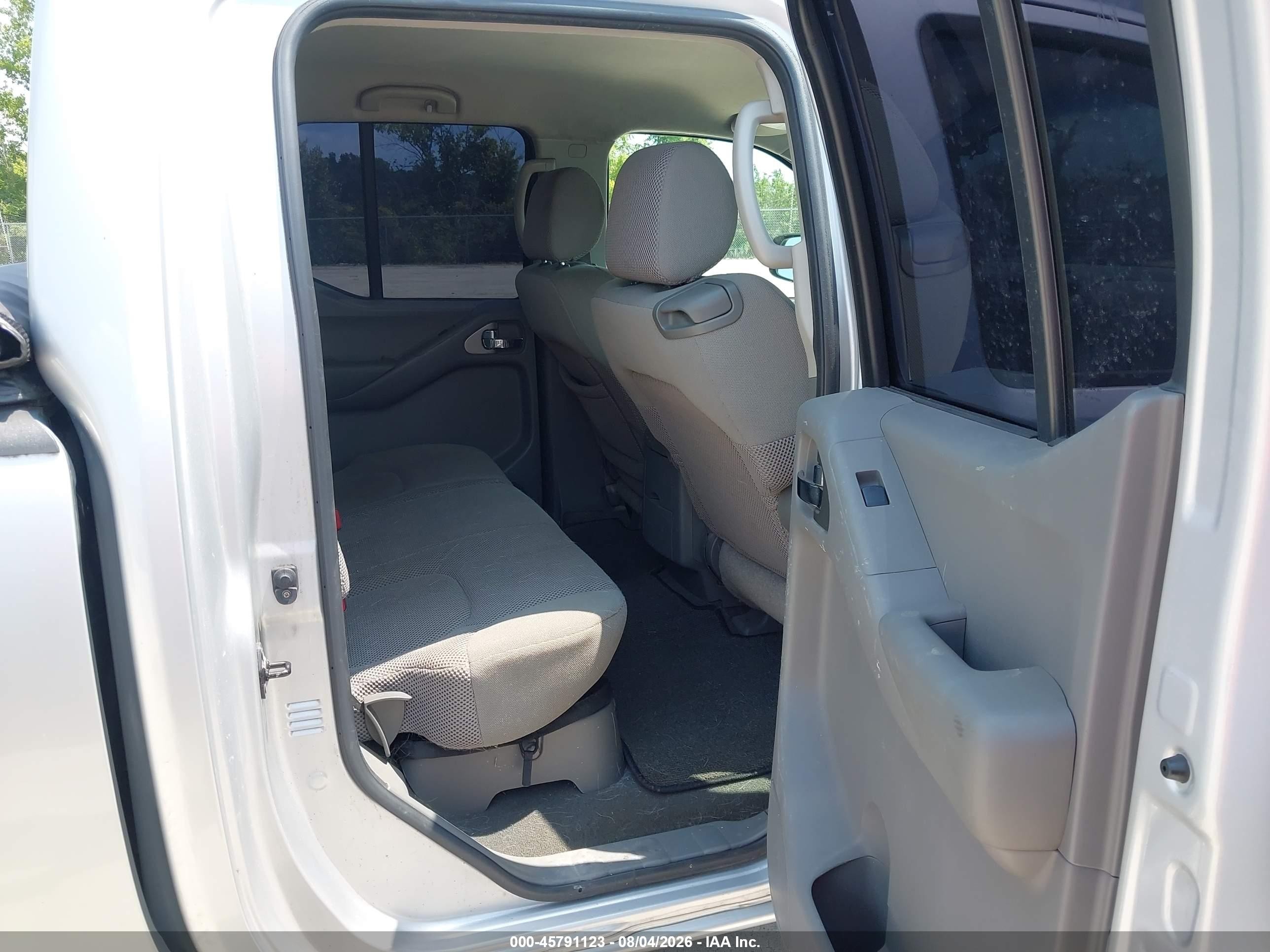 2008 Nissan Frontier Se Silver vin: 1N6AD09U88C404198