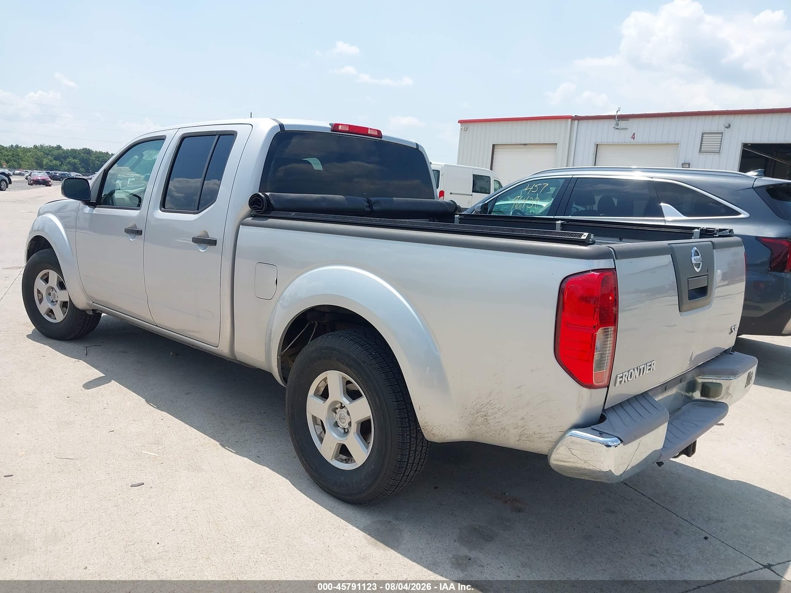 2008 Nissan Frontier Se Silver vin: 1N6AD09U88C404198