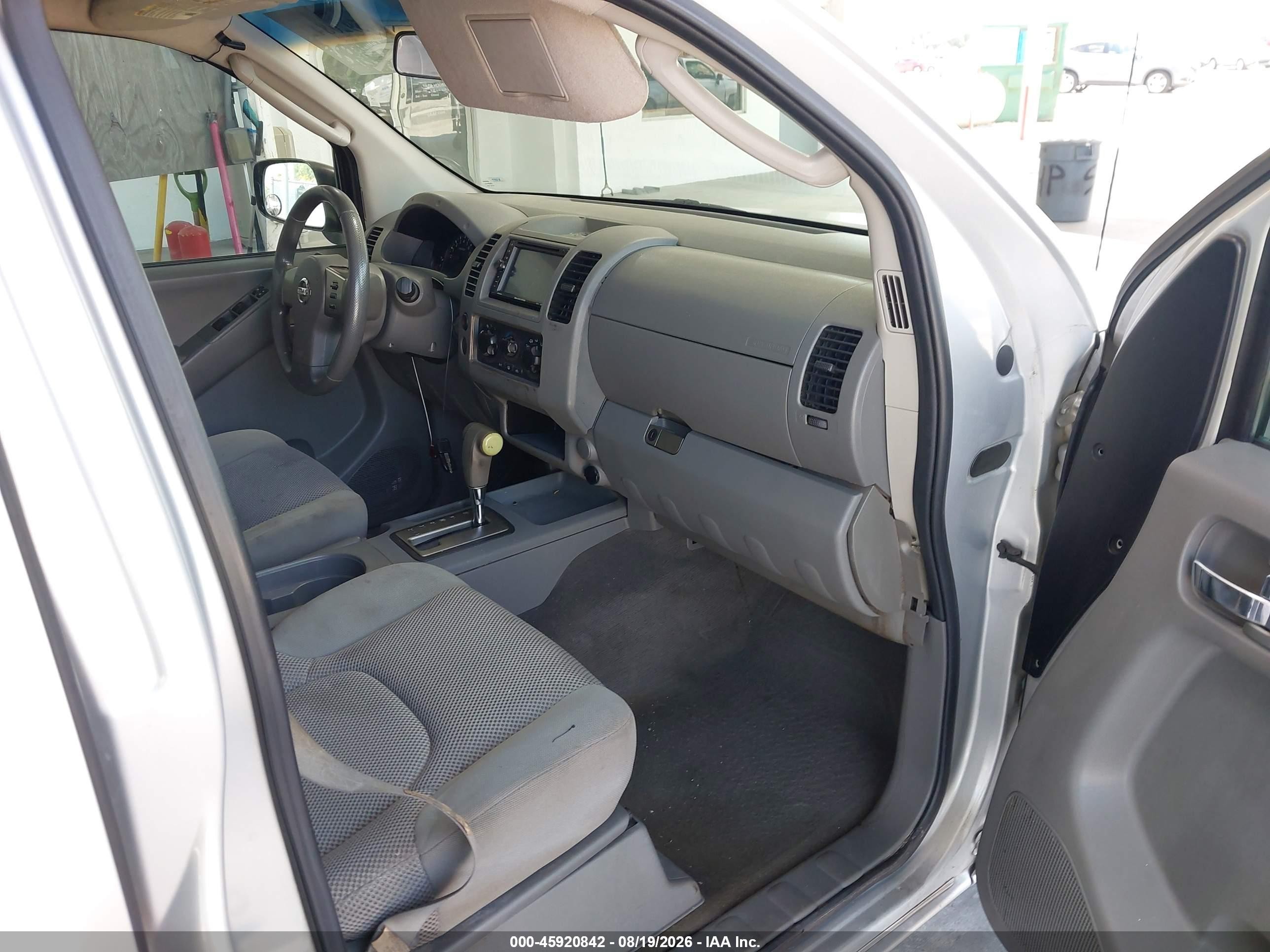 2008 Nissan Frontier Se Silver vin: 1N6AD09UX8C418197