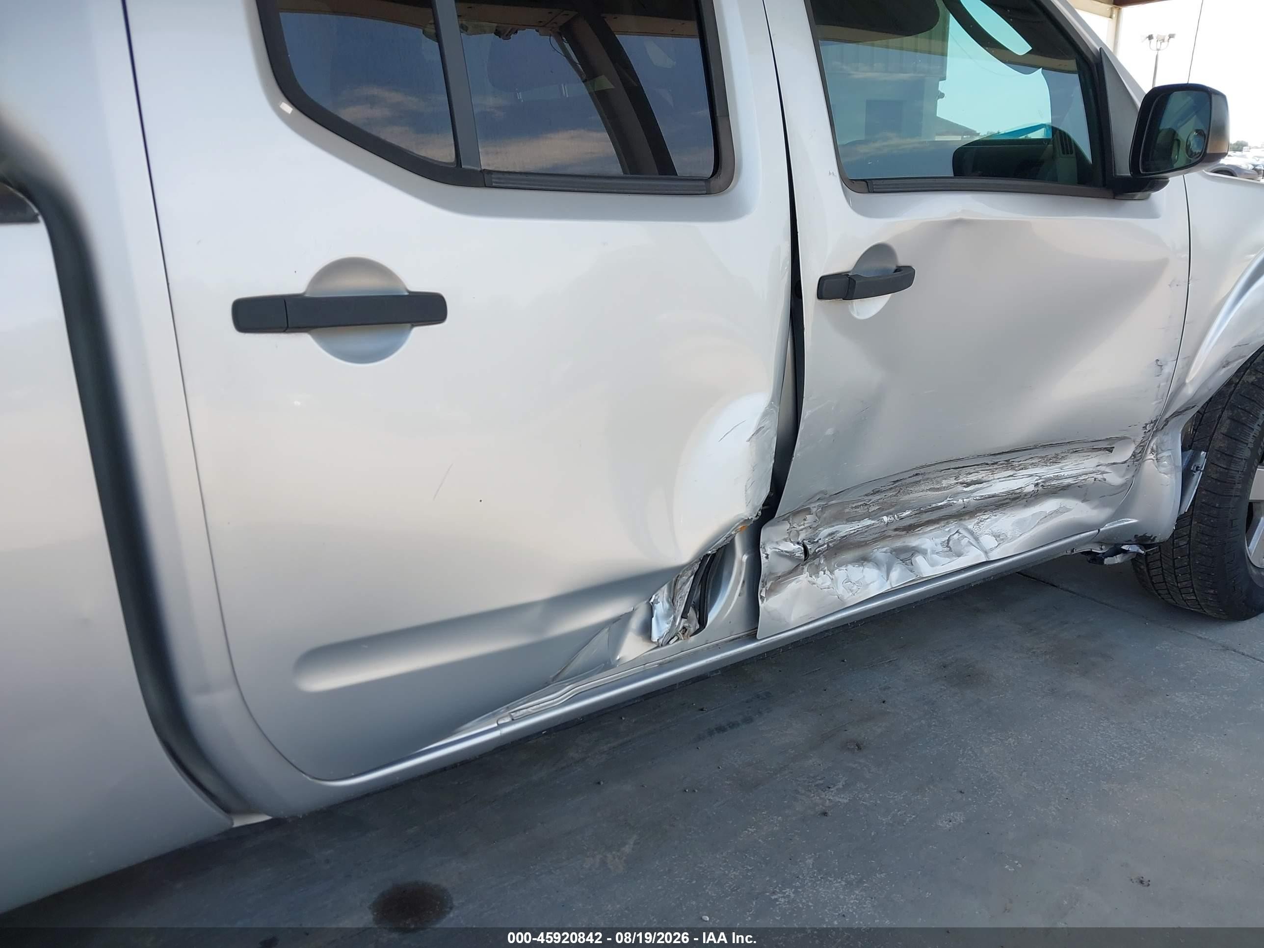 2008 Nissan Frontier Se Silver vin: 1N6AD09UX8C418197