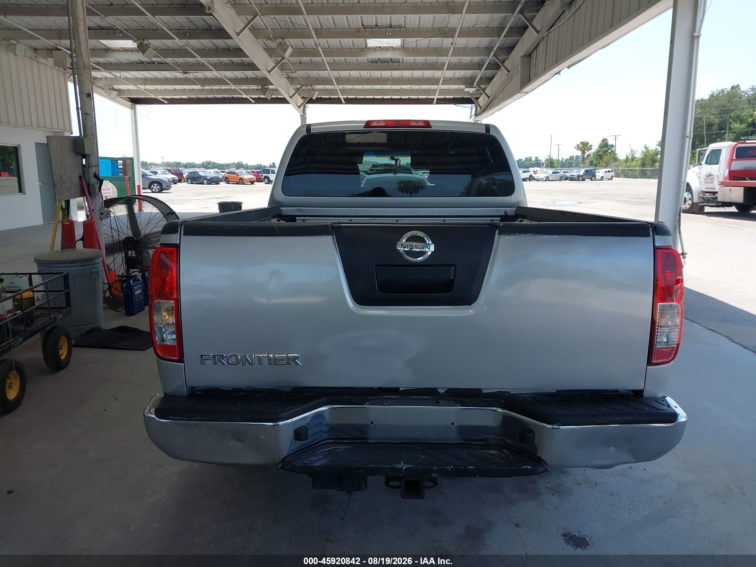2008 Nissan Frontier Se Silver vin: 1N6AD09UX8C418197