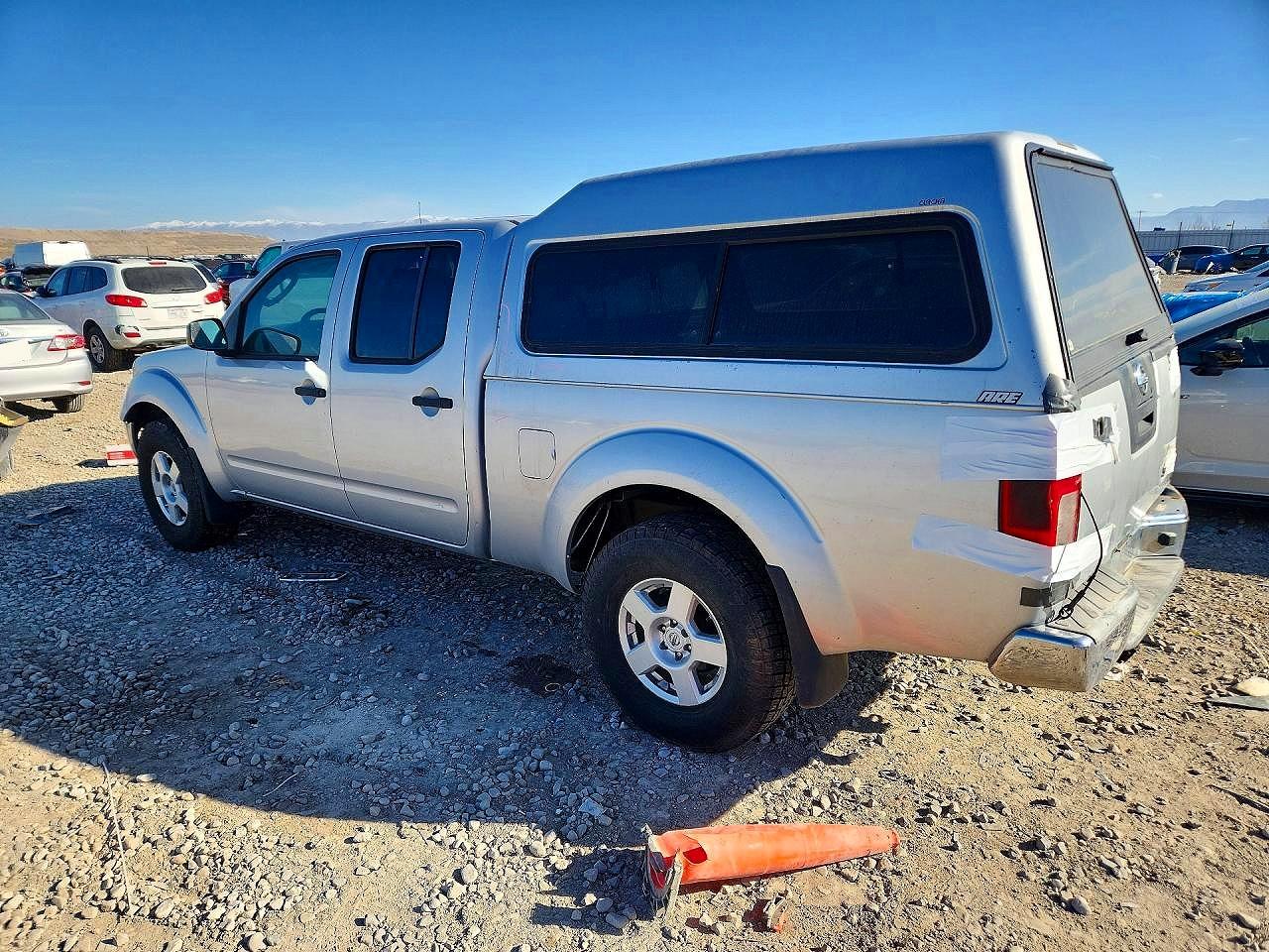 2007 Nissan Frontier Silver vin: 1N6AD09W17C403748