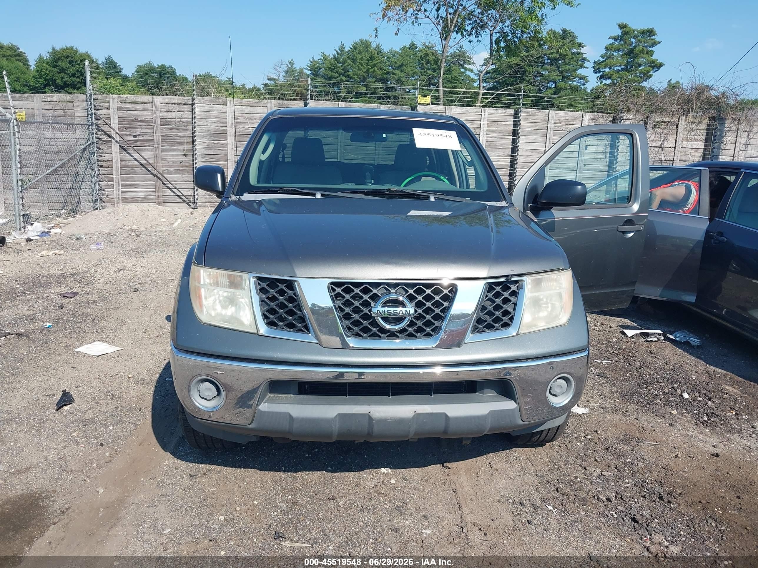 2007 Nissan Frontier Se Gray vin: 1N6AD09W37C458086