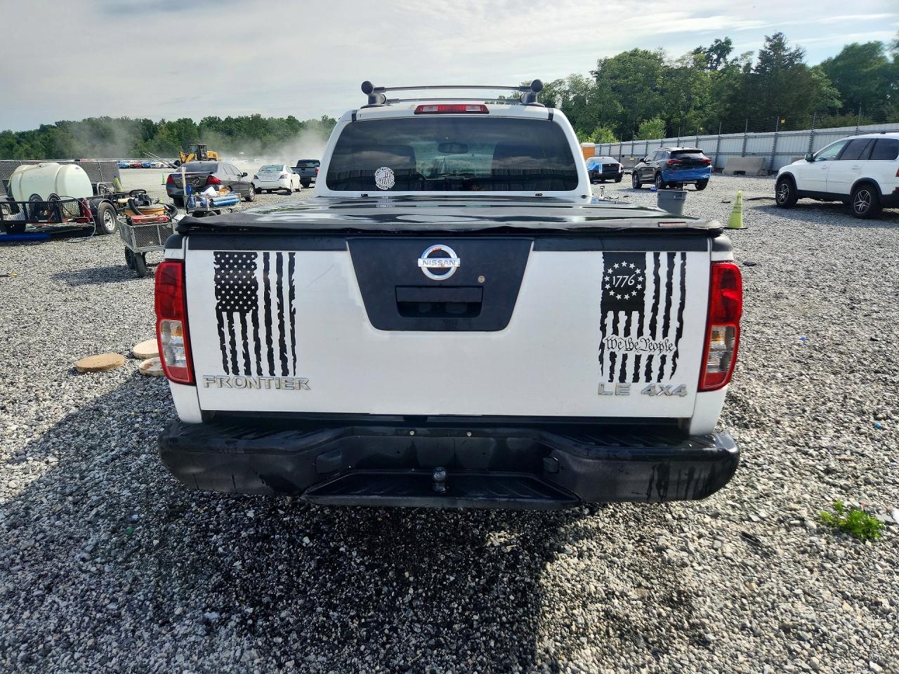2007 Nissan Frontier Se White vin: 1N6AD09W77C413961