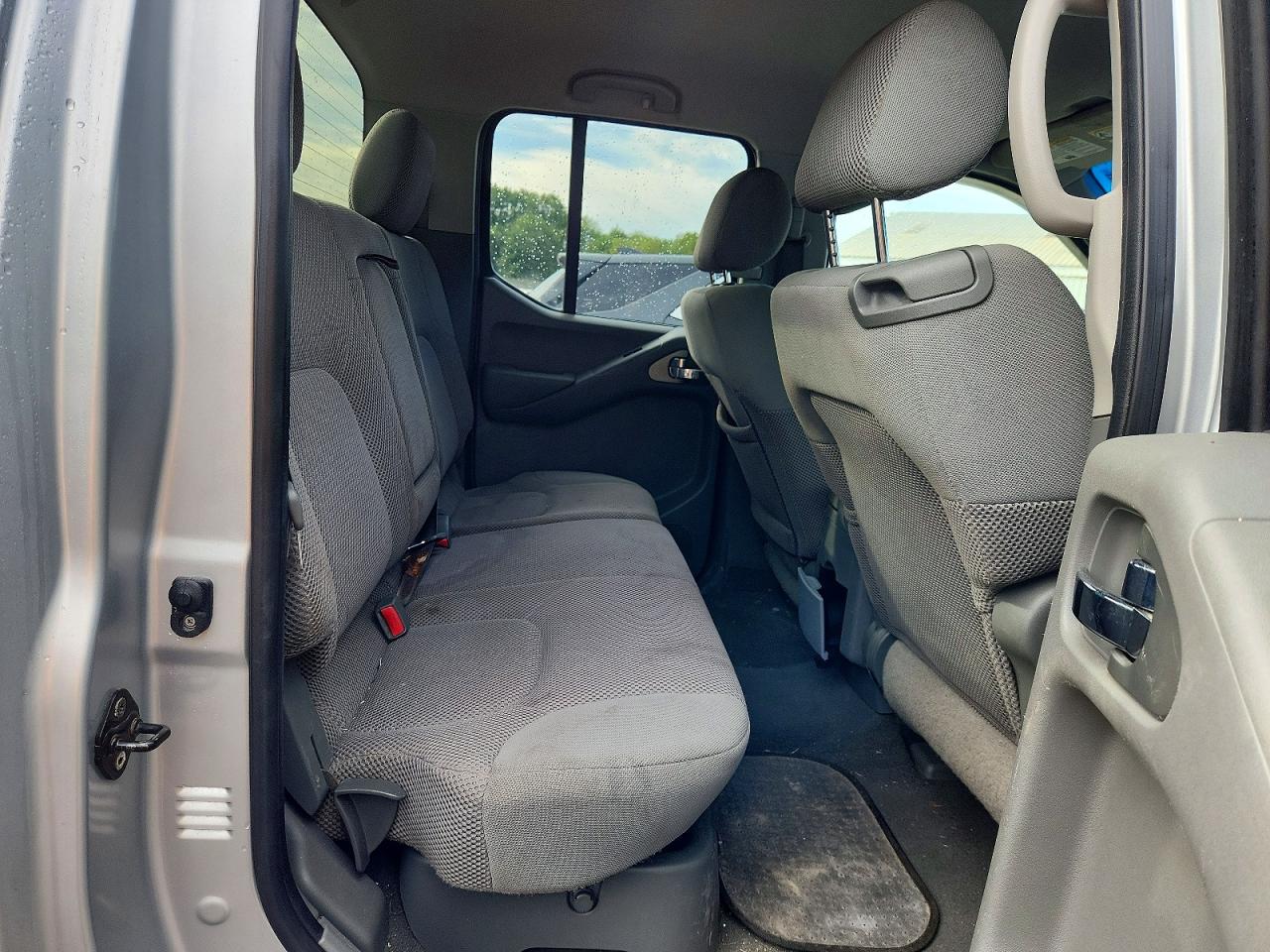 2007 Nissan Frontier Se Silver vin: 1N6AD09W87C446712