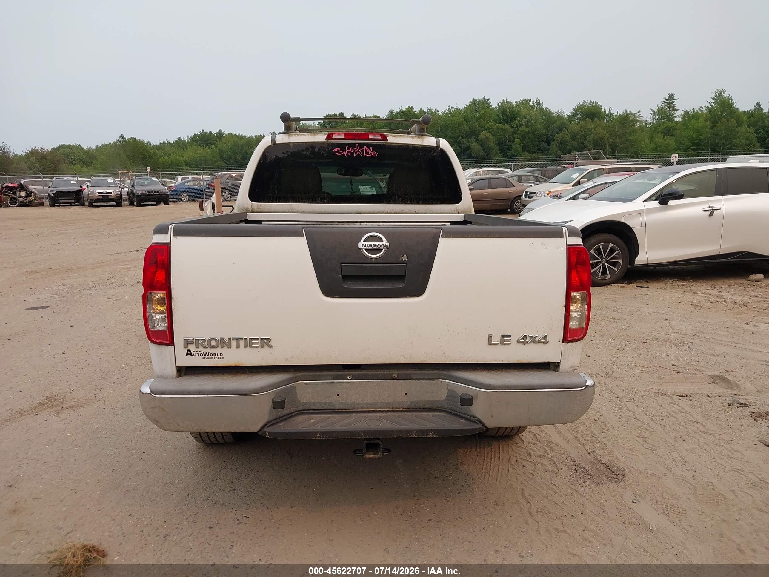 2008 Nissan Frontier Le White vin: 1N6AD09W98C423196