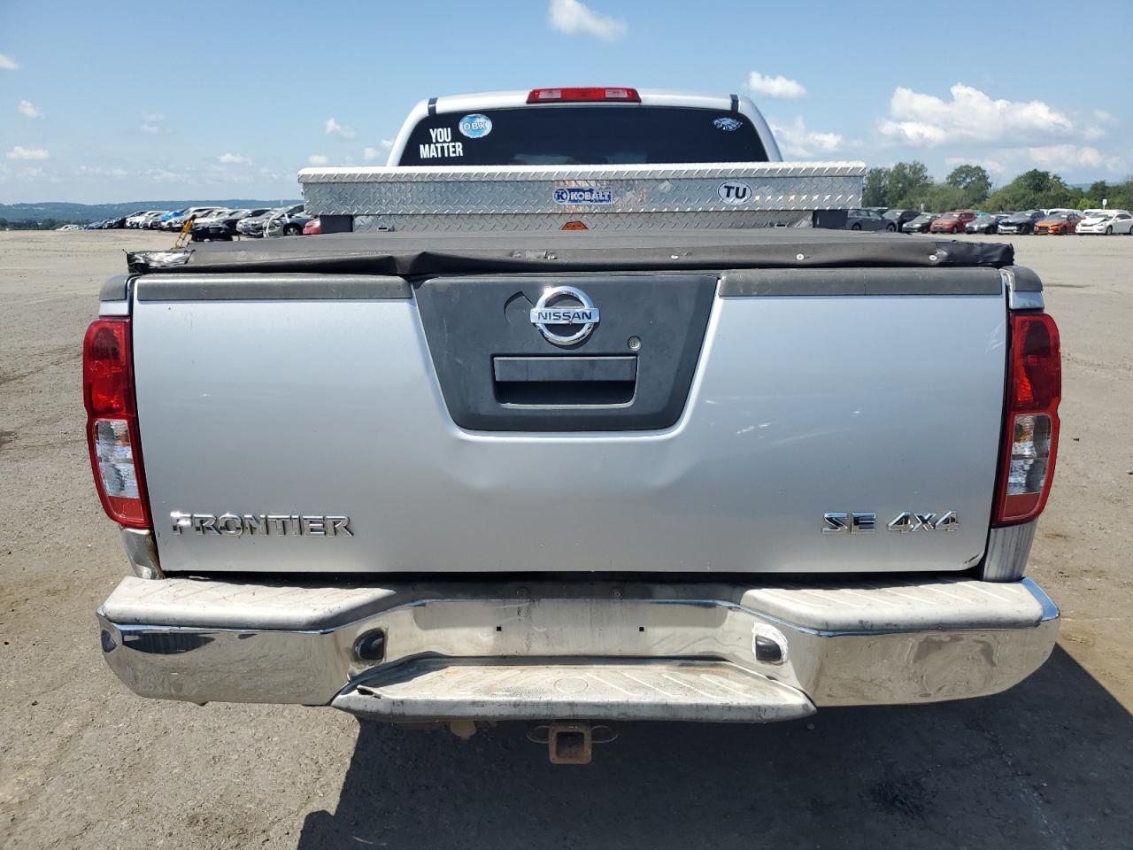2008 Nissan Frontier Crew Cab Le Silver vin: 1N6AD09W98C452066