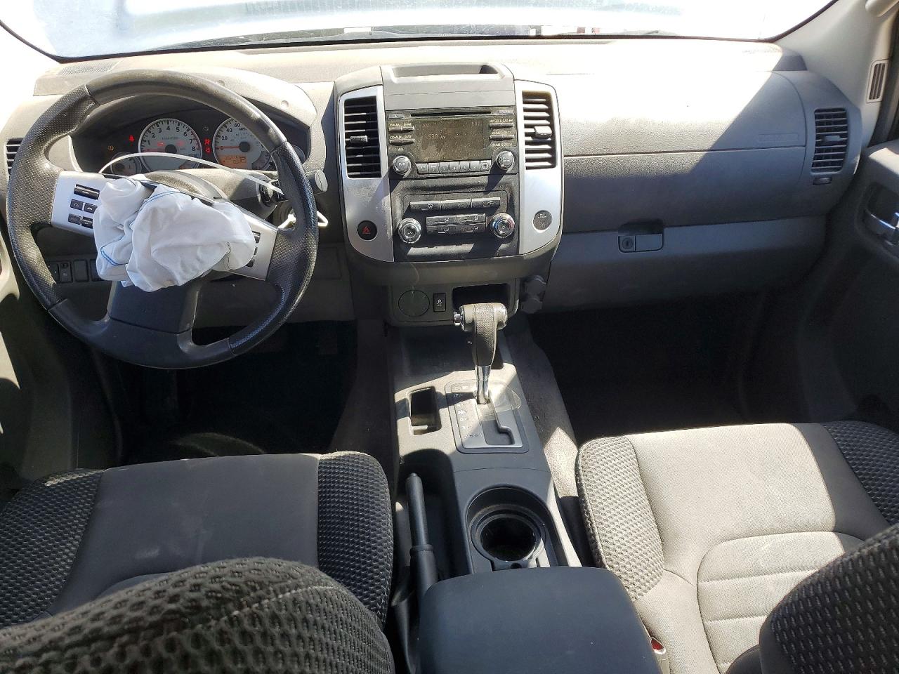 2014 Nissan Frontier Sv V6 Silver vin: 1N6AD0CU0EN746804