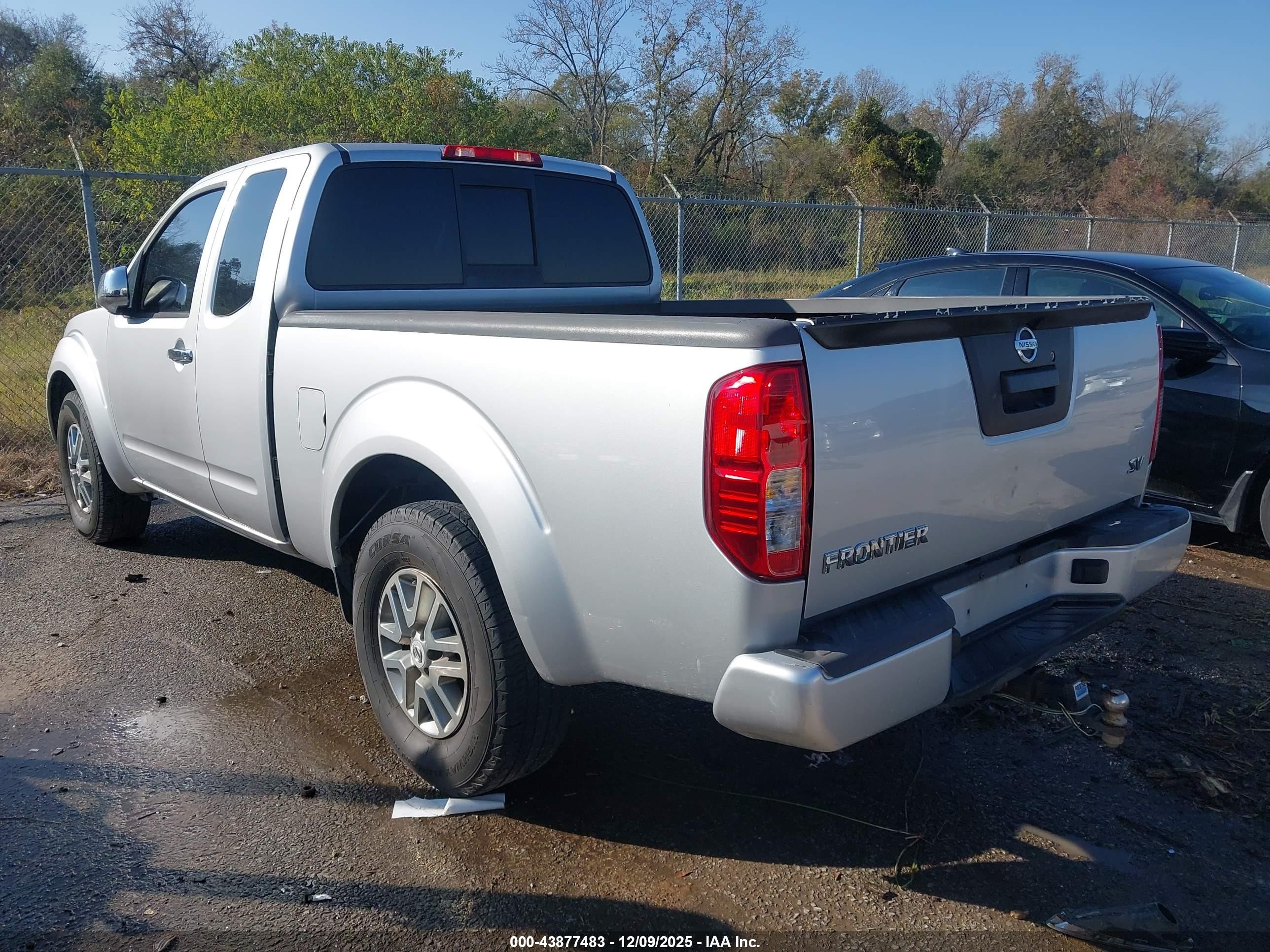 2015 Nissan Frontier Sv Silver vin: 1N6AD0CU1FN713408