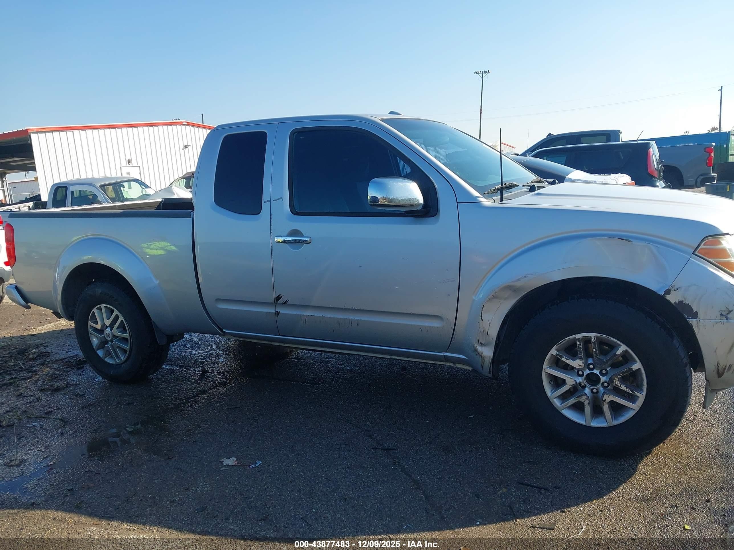 2015 Nissan Frontier Sv Silver vin: 1N6AD0CU1FN713408