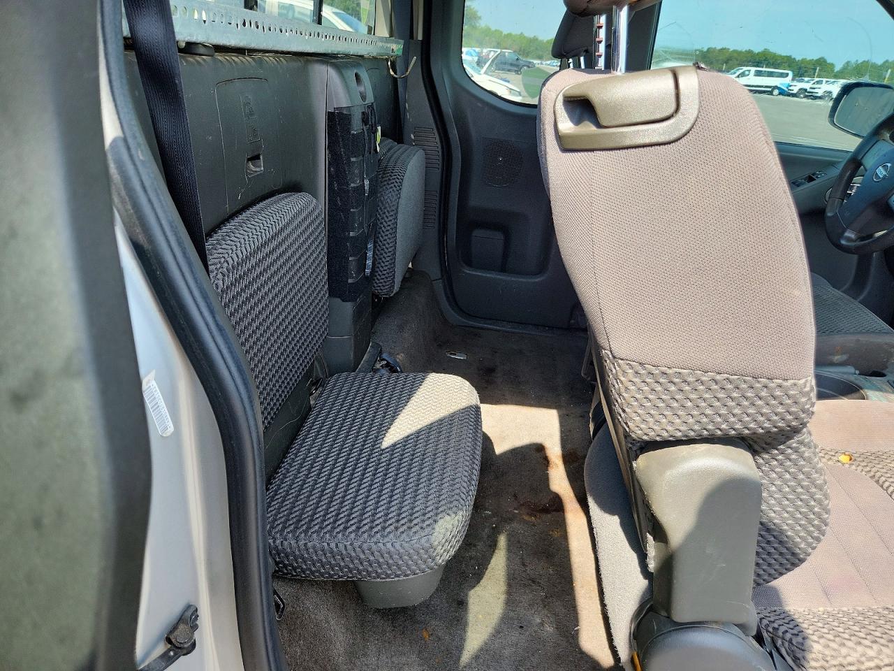 2012 Nissan Frontier Sv V6 Silver vin: 1N6AD0CU2CN700923