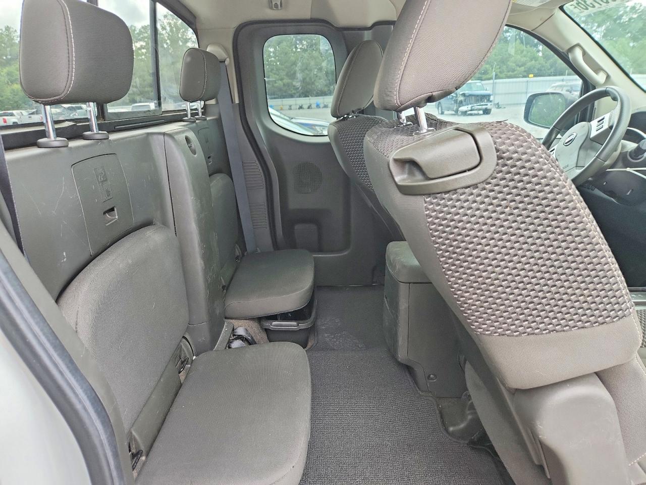 2013 Nissan Frontier Sv V6 White vin: 1N6AD0CU3DN730420