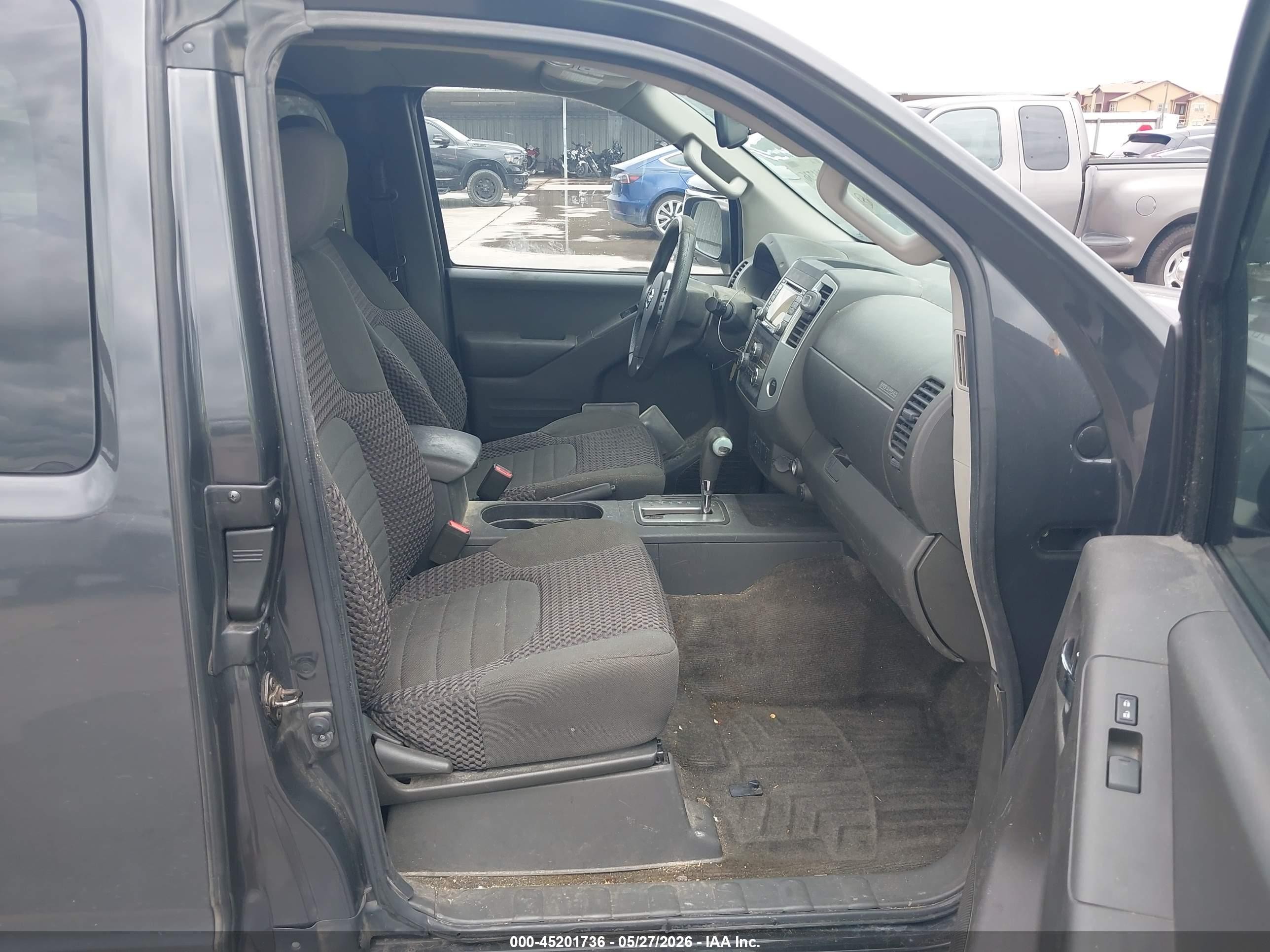 2015 Nissan Frontier Desert Runner/sv Gray vin: 1N6AD0CU3FN751450