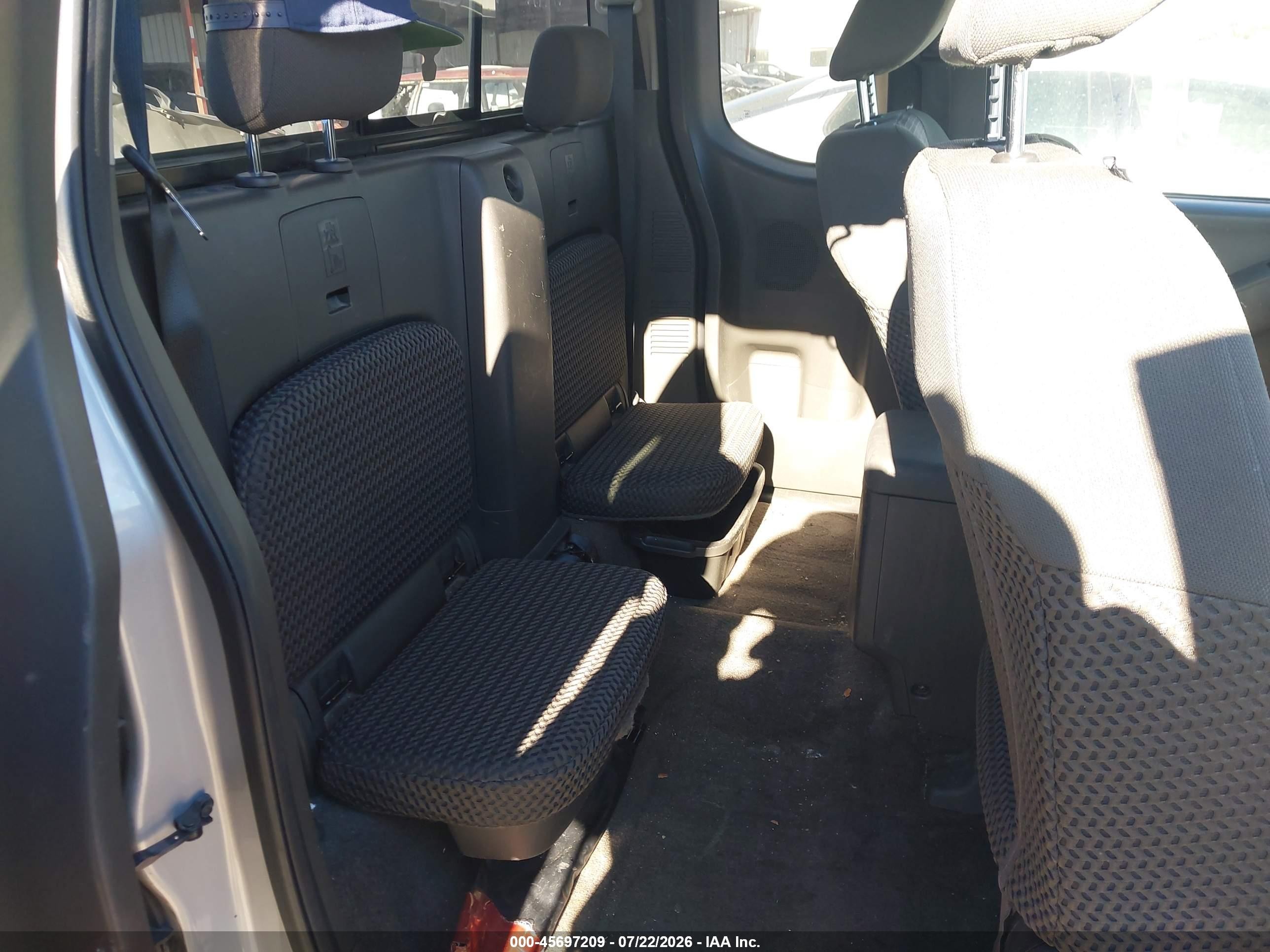 2015 Nissan Frontier Sv Gray vin: 1N6AD0CU4FN766118