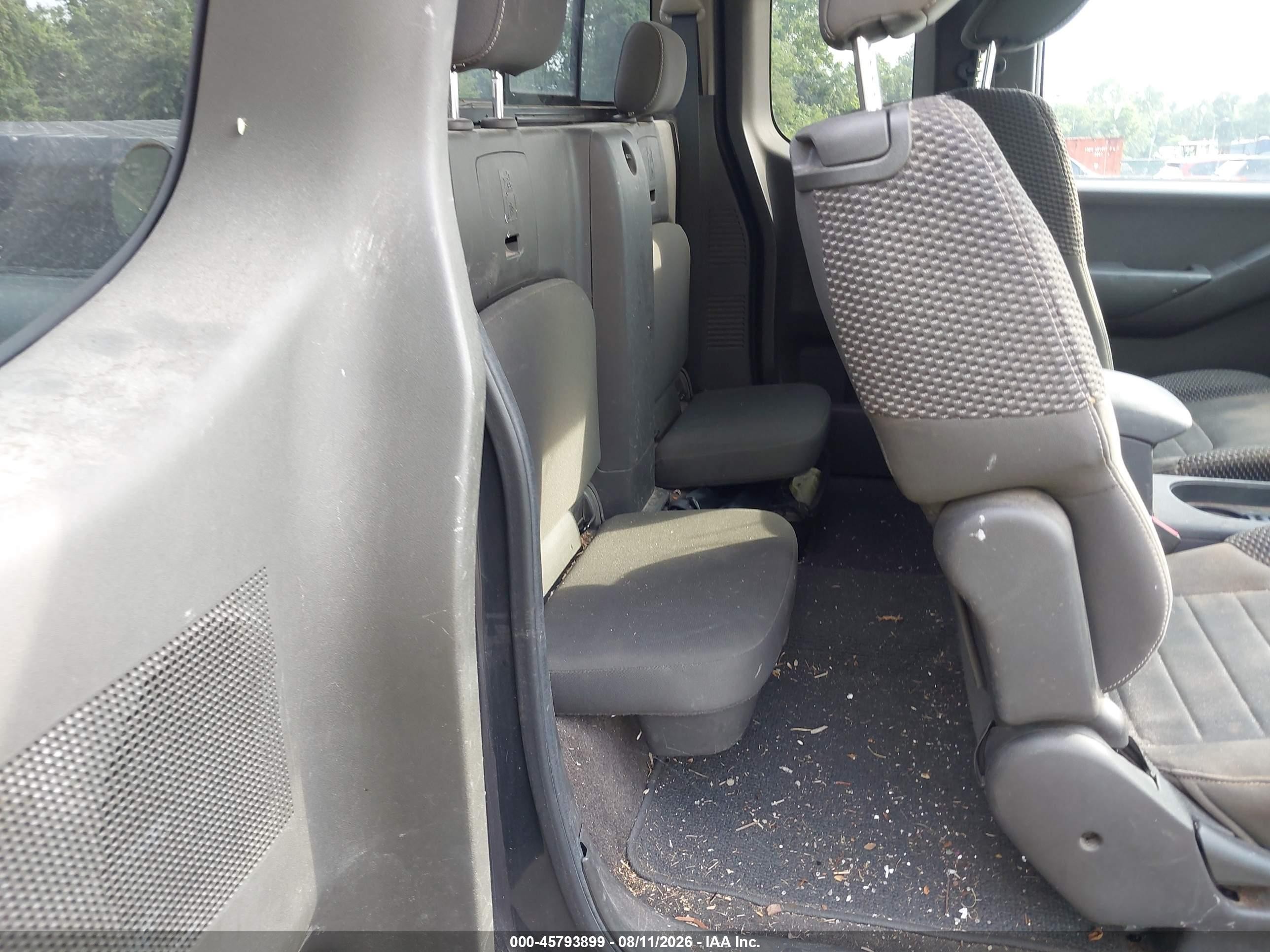 2014 Nissan Frontier Desert Runner Gray vin: 1N6AD0CU5EN735037