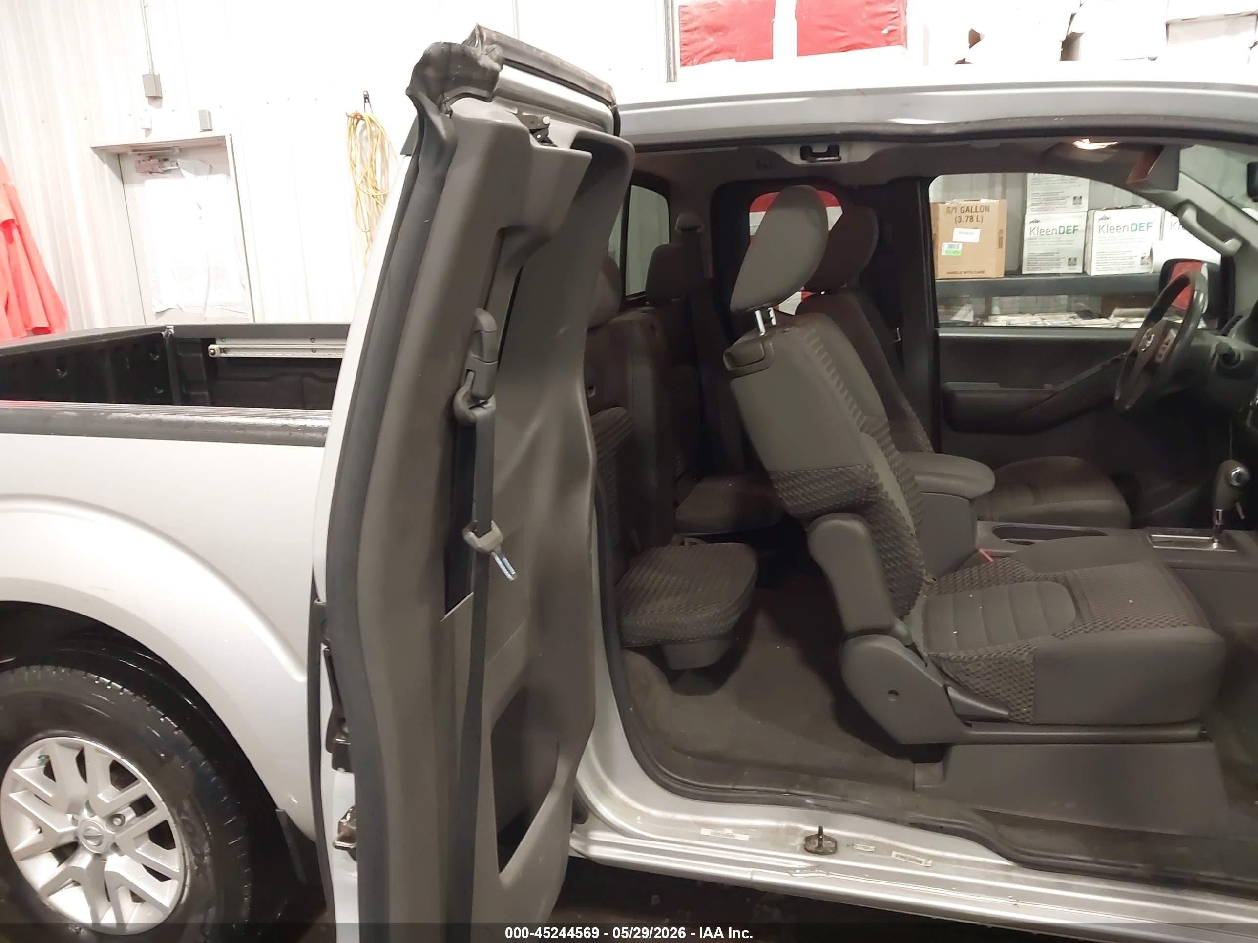 2014 Nissan Frontier Sv Silver vin: 1N6AD0CU6EN759718