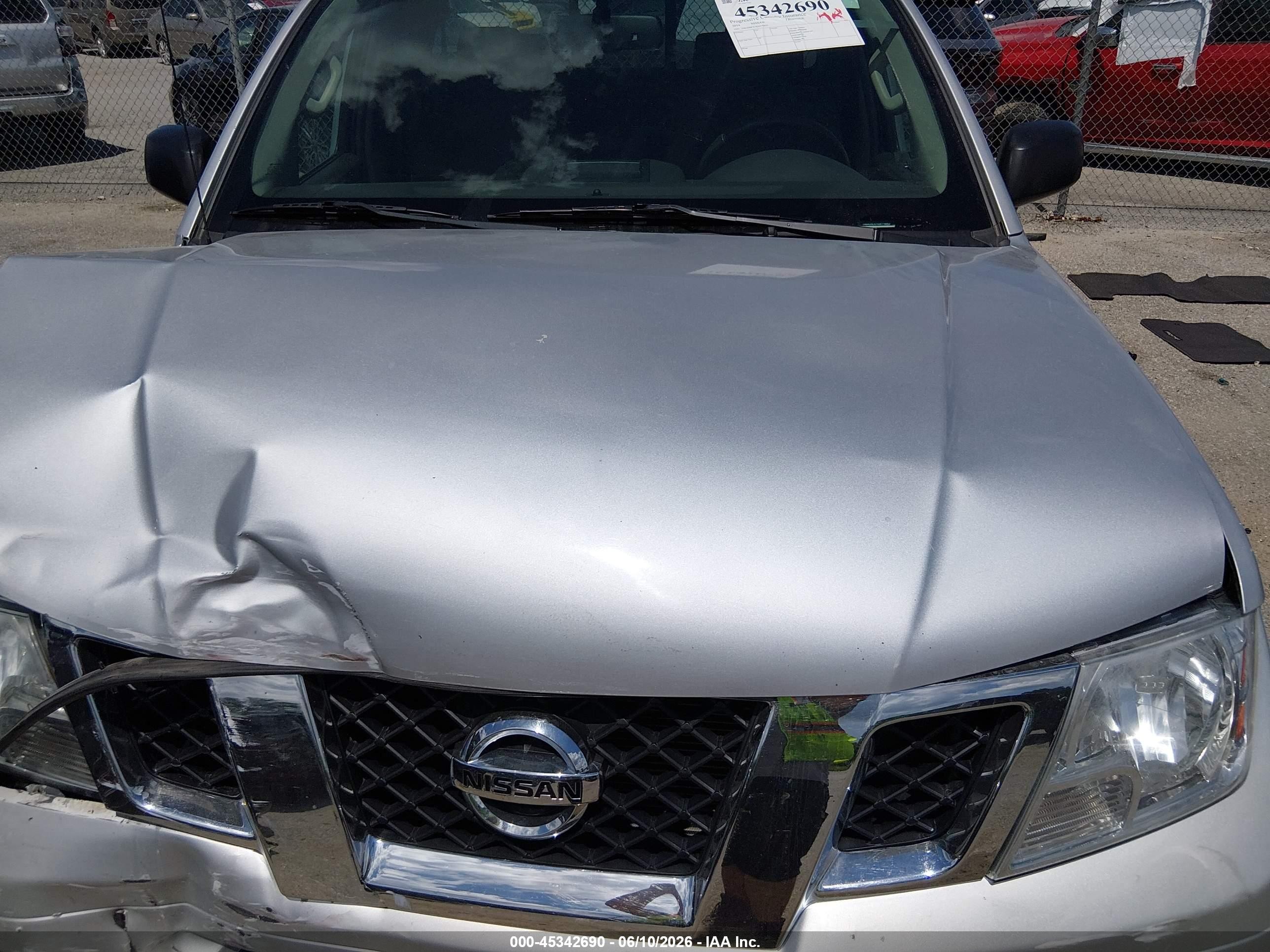 2014 Nissan Frontier Sv Silver vin: 1N6AD0CU7EN716652