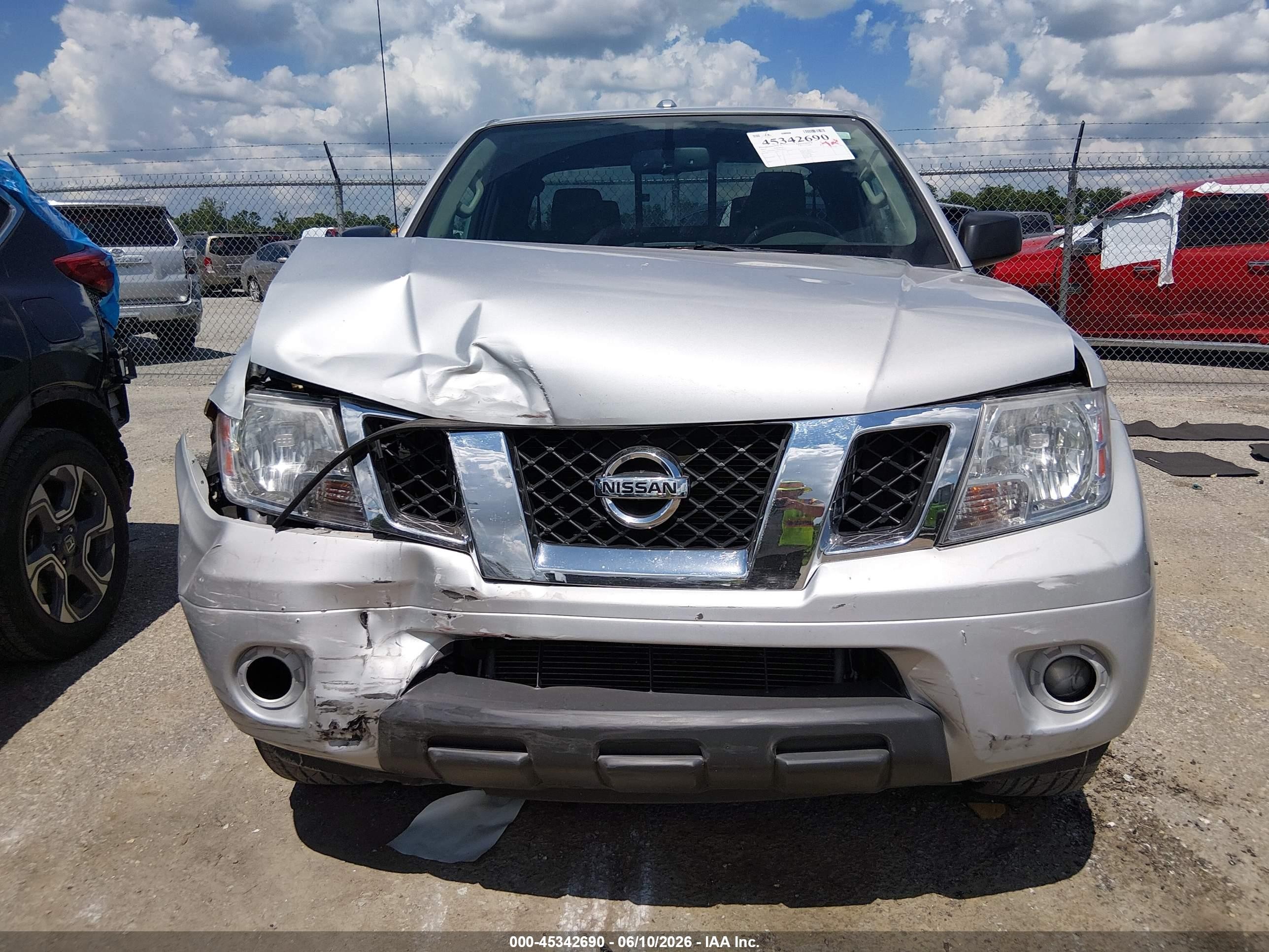 2014 Nissan Frontier Sv Silver vin: 1N6AD0CU7EN716652