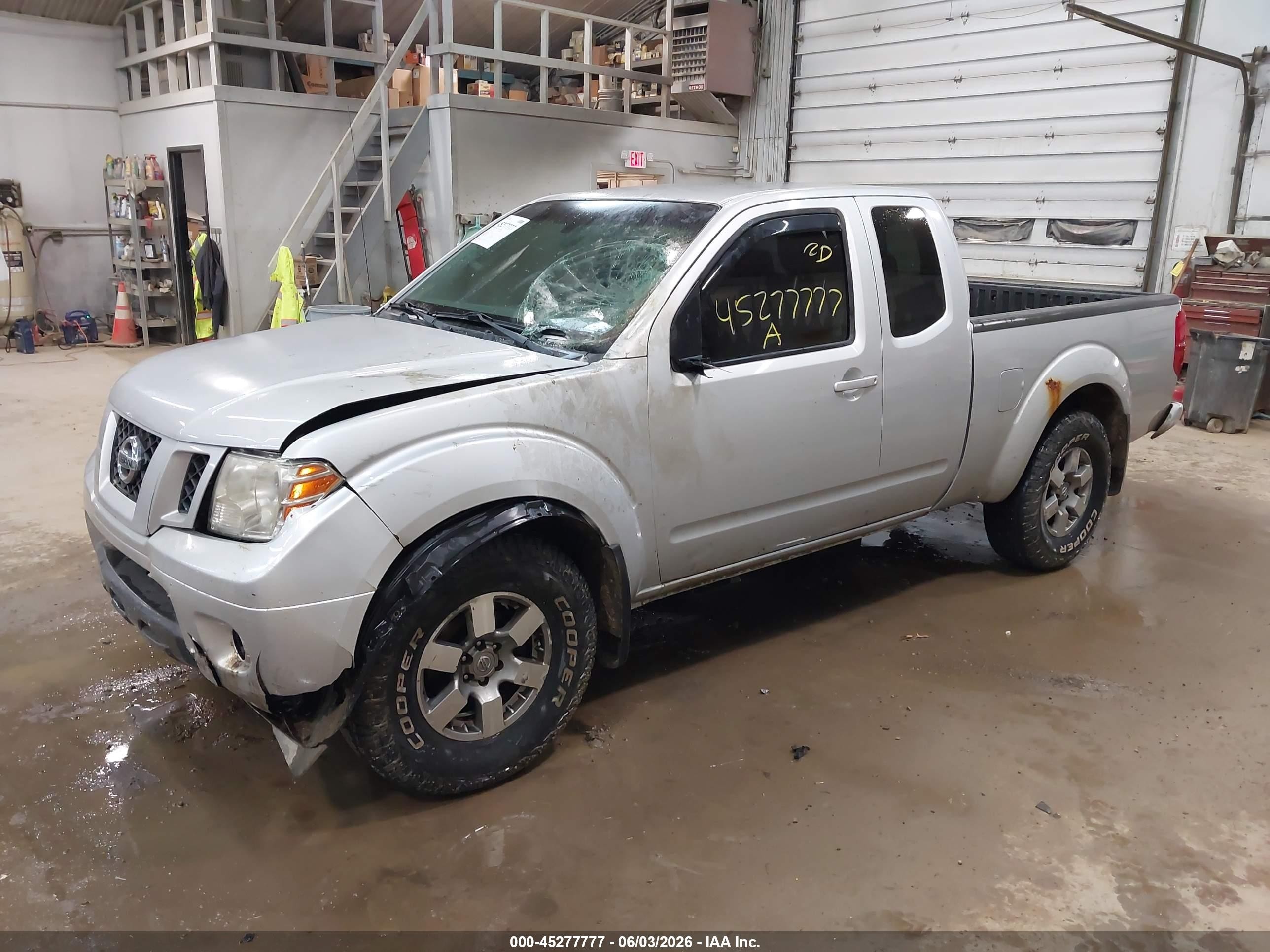 2012 Nissan Frontier Pro-4x Серебряный vin: 1N6AD0CW2CC416124