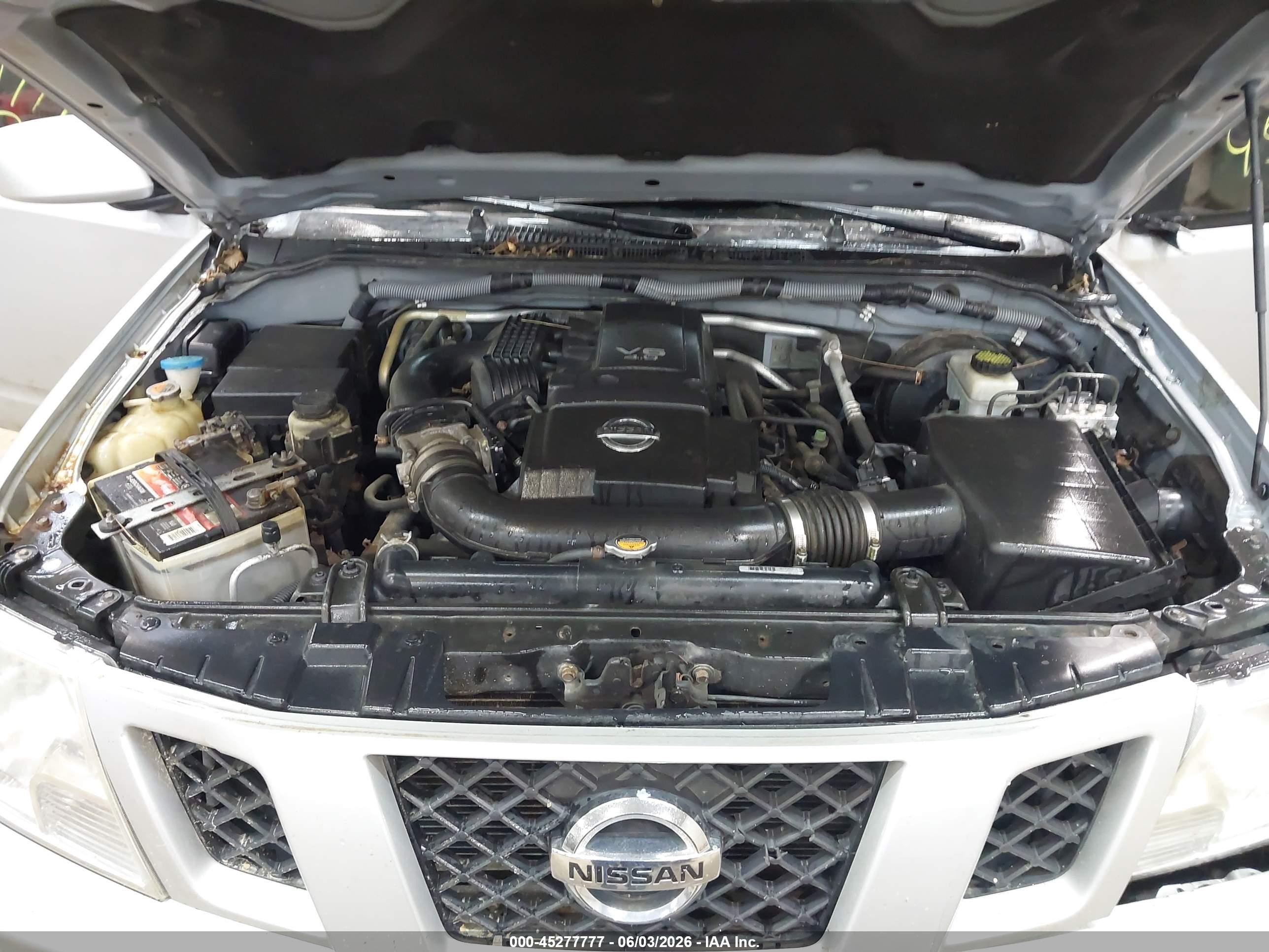 2012 Nissan Frontier Pro-4x Серебряный vin: 1N6AD0CW2CC416124