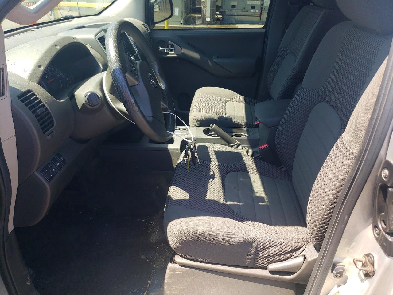 2014 Nissan Frontier Sv V6 Серебряный vin: 1N6AD0CW2EN741752