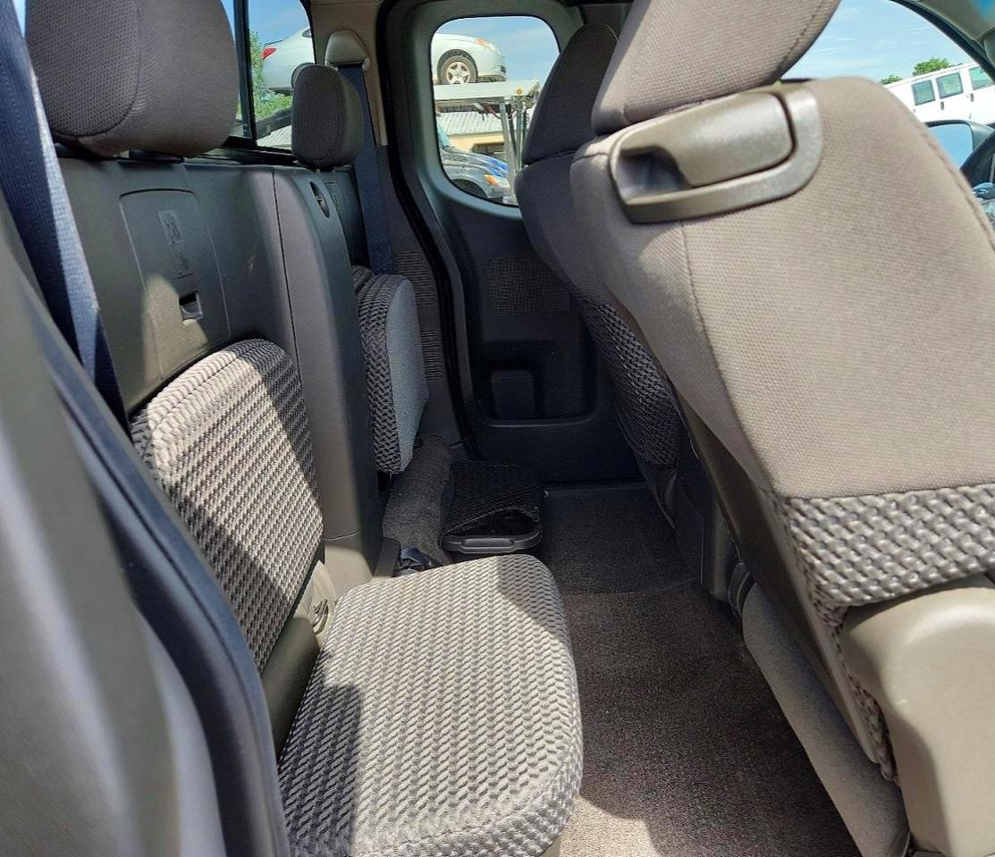 2012 Nissan Frontier Sv V6 Серебряный vin: 1N6AD0CW3CC439587
