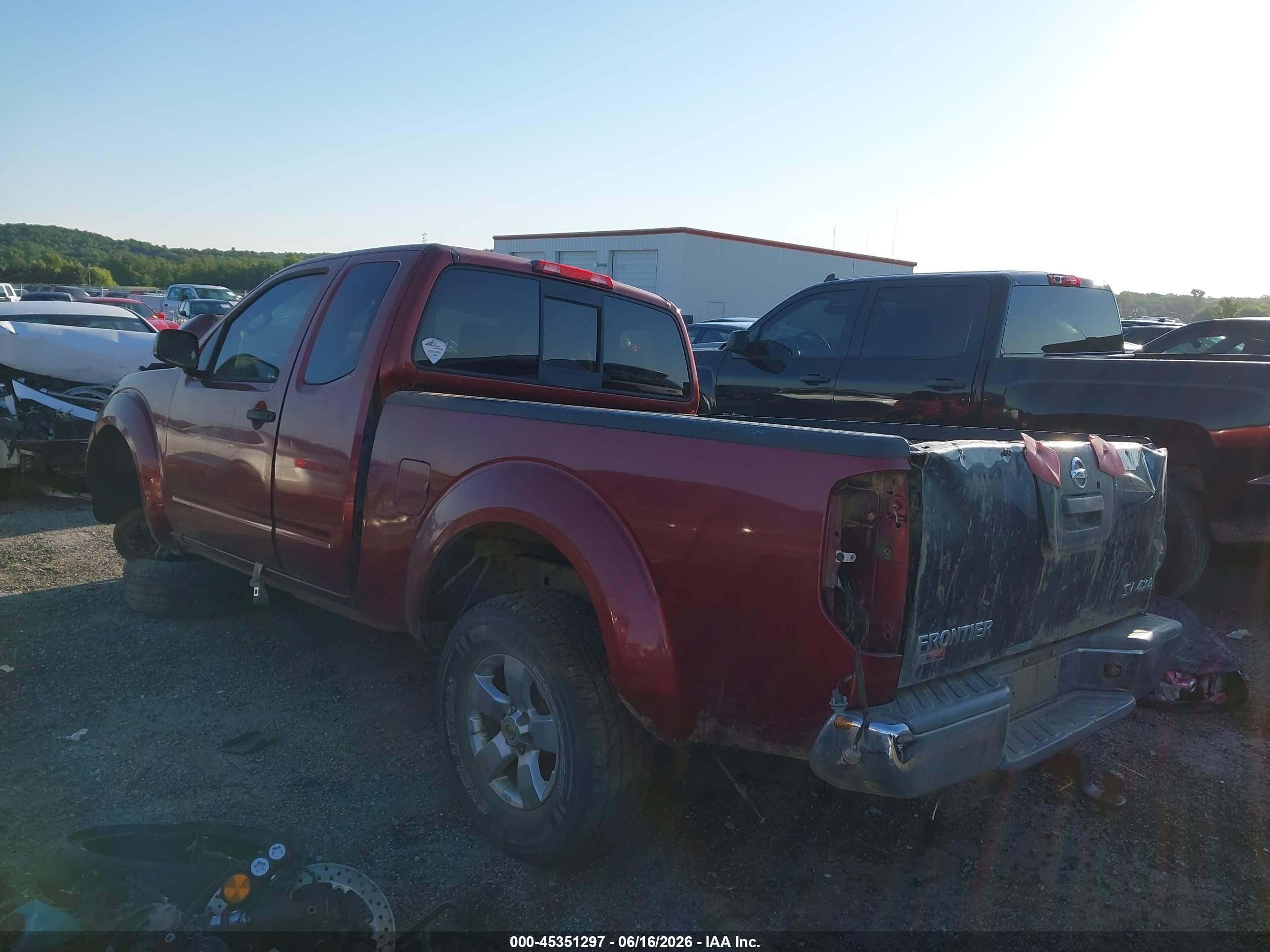 2013 Nissan Frontier Sv Maroon vin: 1N6AD0CW3DN735537