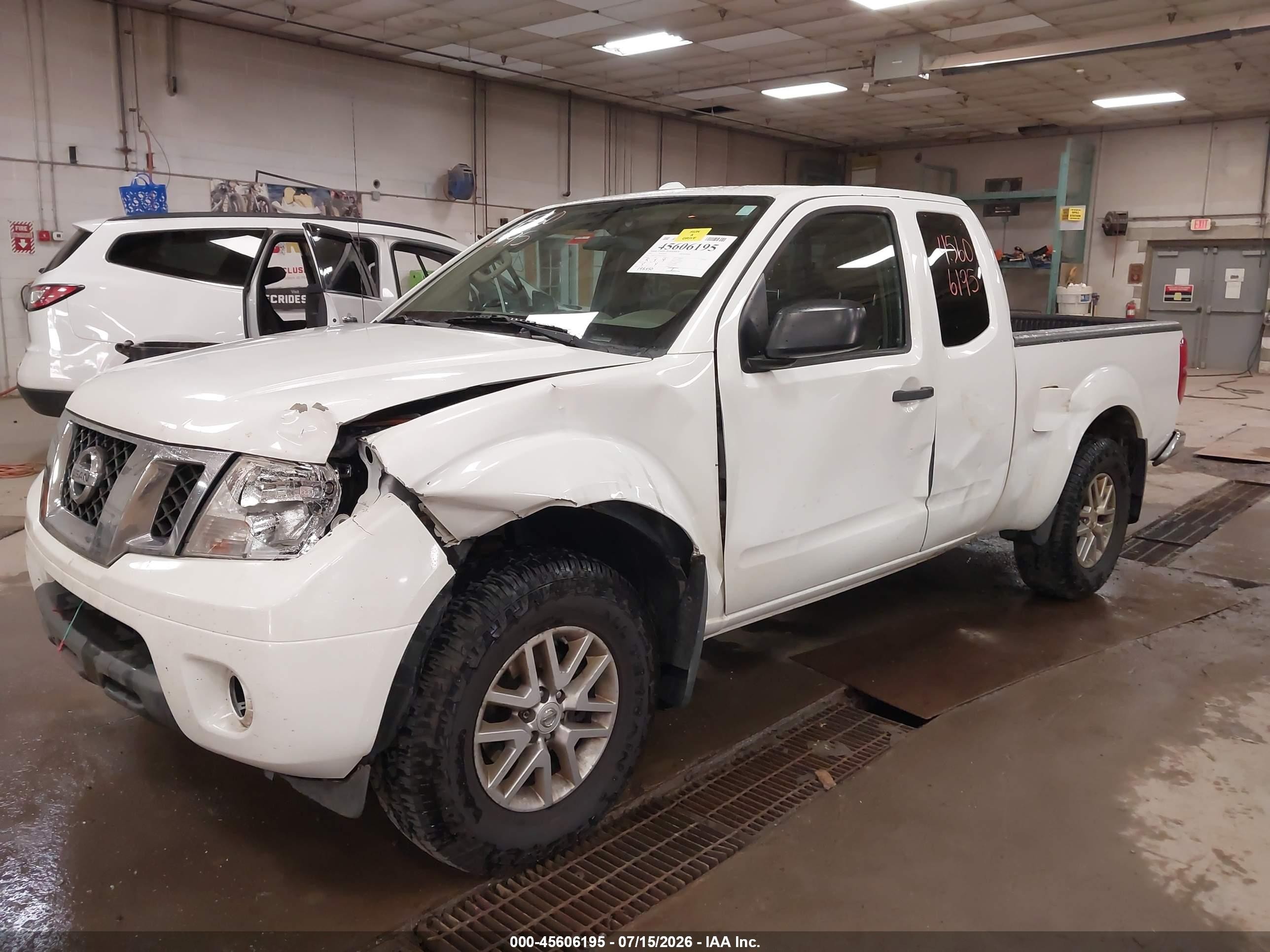 2015 Nissan Frontier Sv Белый vin: 1N6AD0CW4FN707636