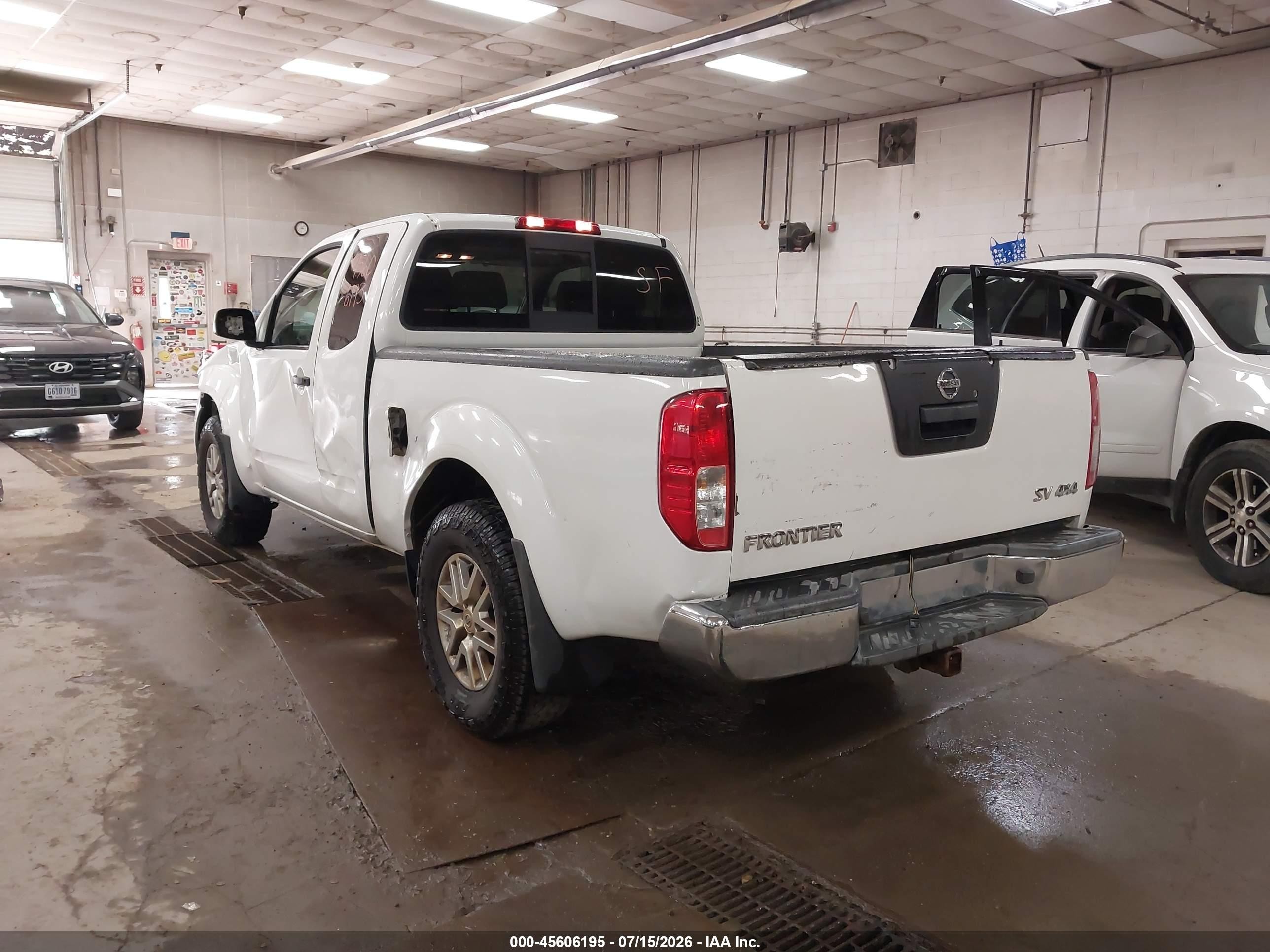 2015 Nissan Frontier Sv Белый vin: 1N6AD0CW4FN707636