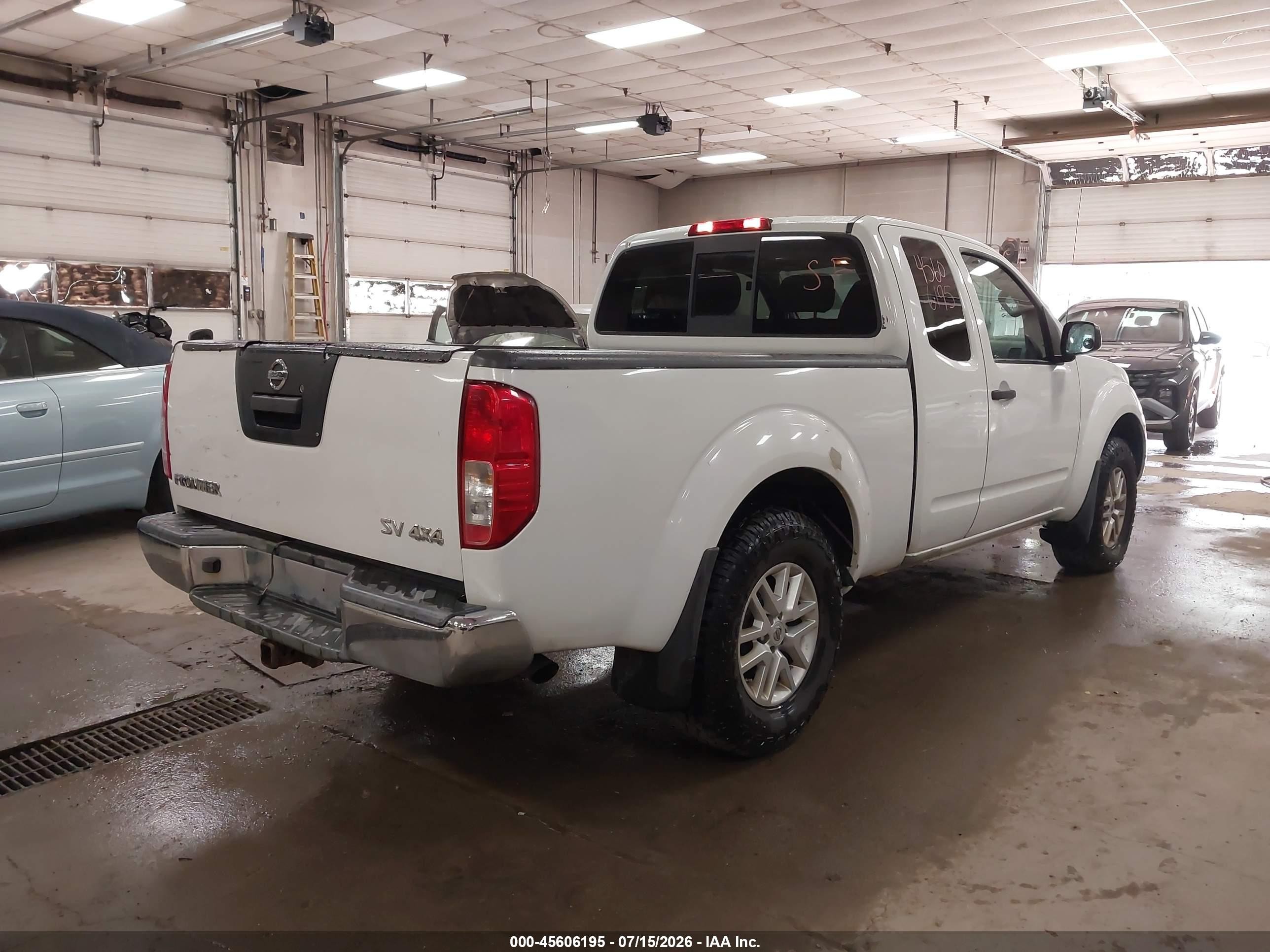 2015 Nissan Frontier Sv Белый vin: 1N6AD0CW4FN707636