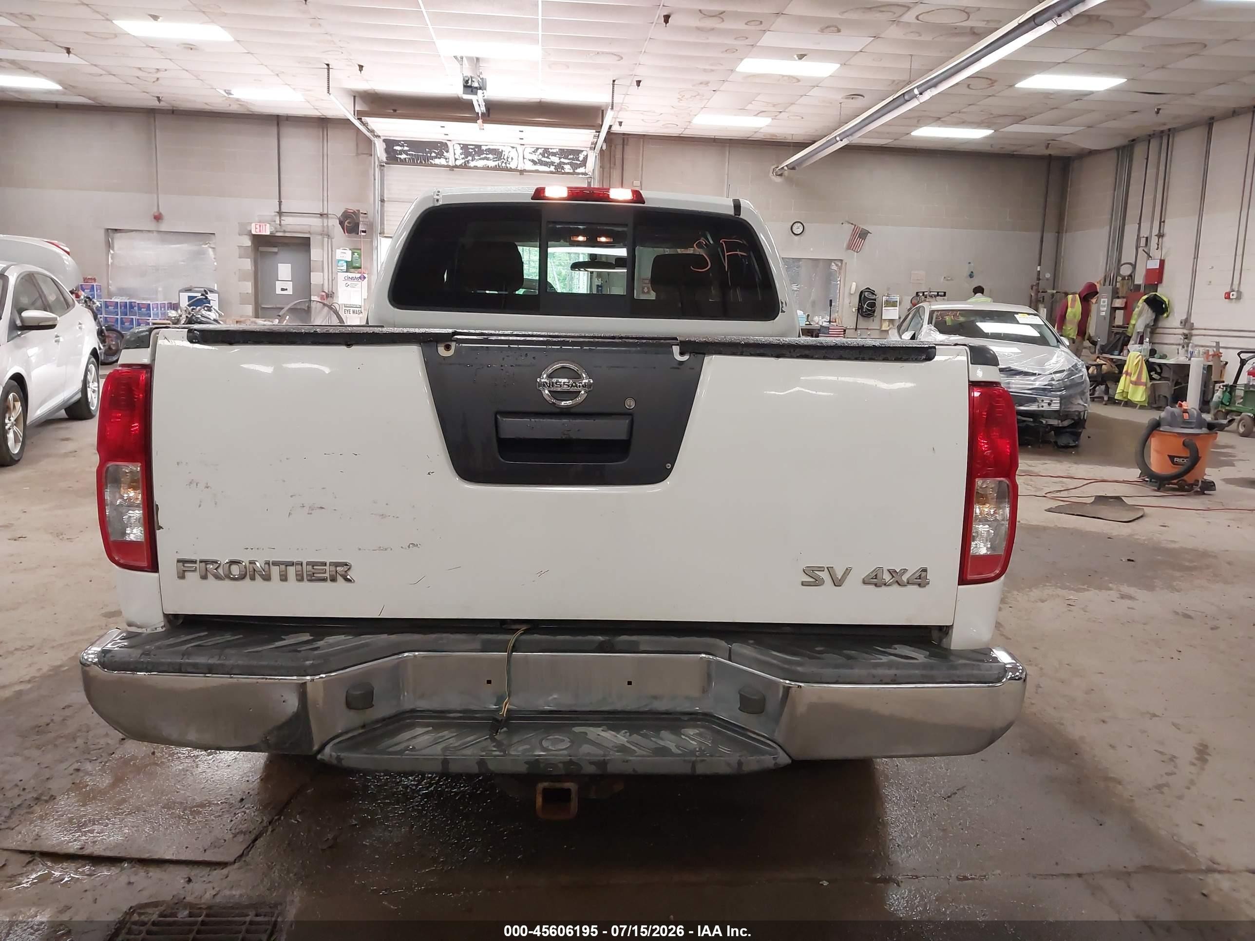 2015 Nissan Frontier Sv Белый vin: 1N6AD0CW4FN707636
