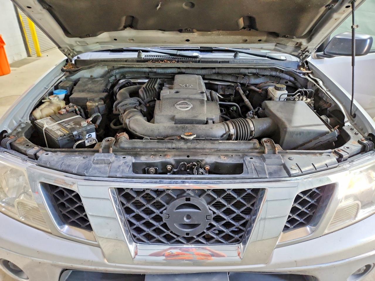 2011 Nissan Frontier Sv V6 Silver vin: 1N6AD0CW6BC408641
