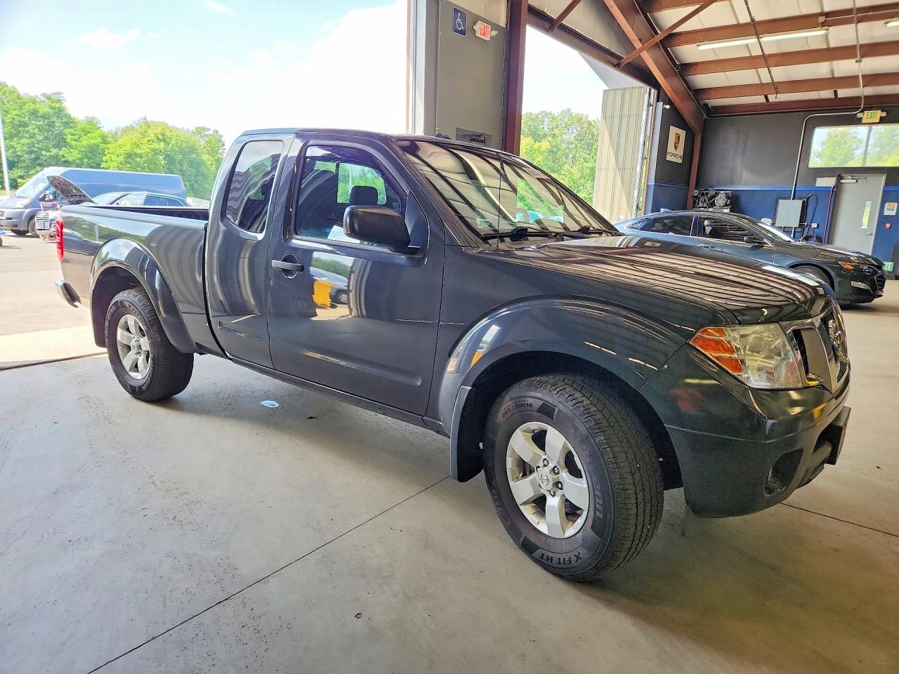 2013 Nissan Frontier Sv V6 Gray vin: 1N6AD0CW6DN730199